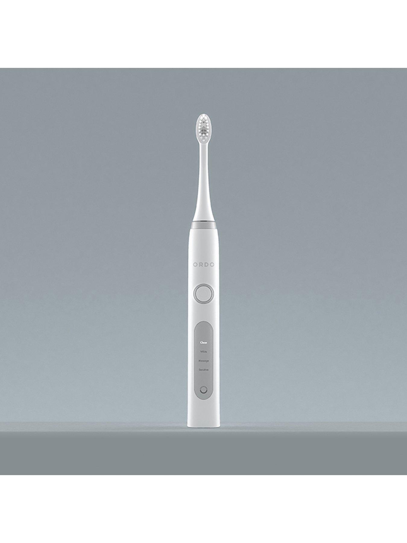 ordo-ordo-sonic-electric-toothbrush-whitesilveroutfit