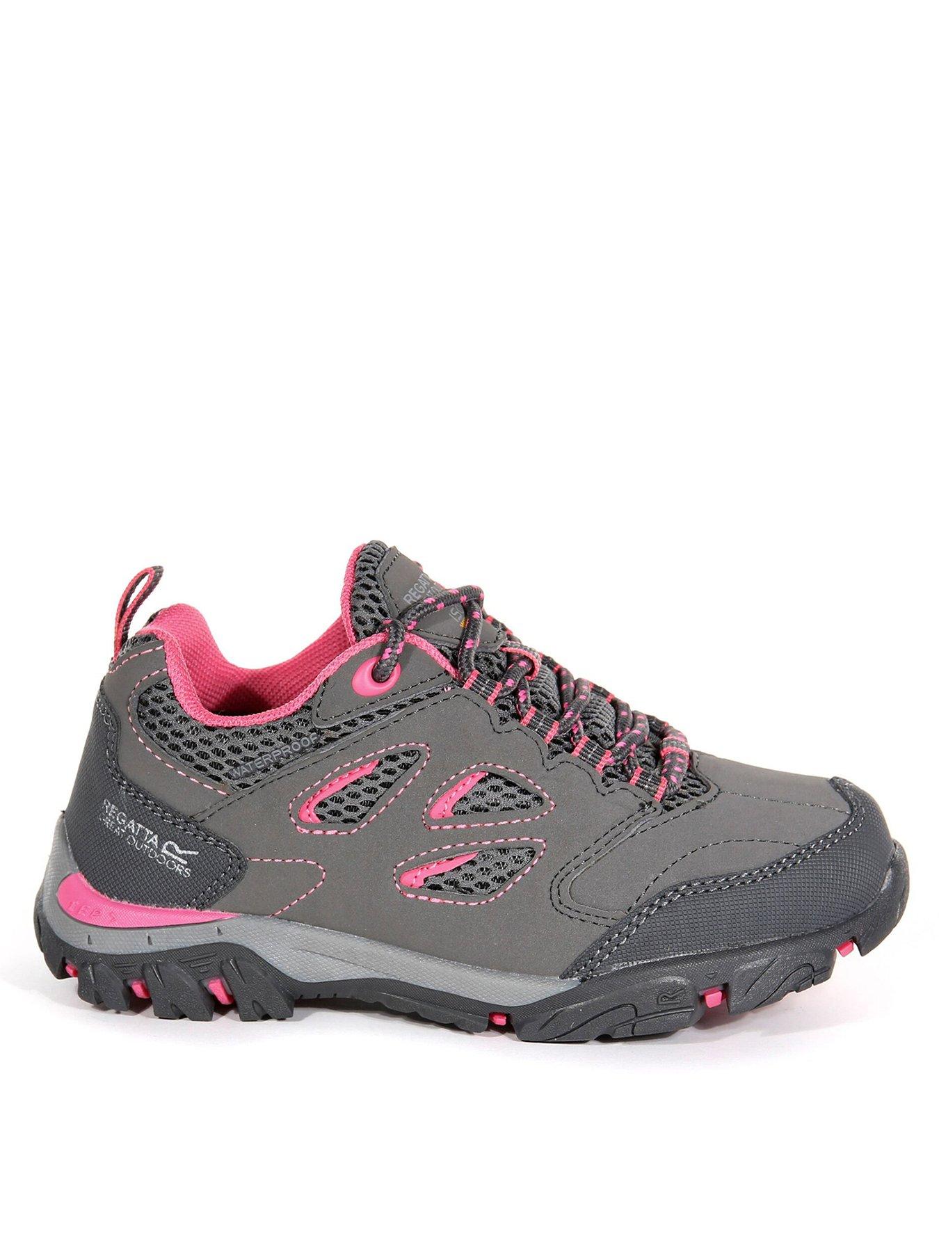 regatta-junior-holcombe-waterproof-low-cut-walking-boot-greypink