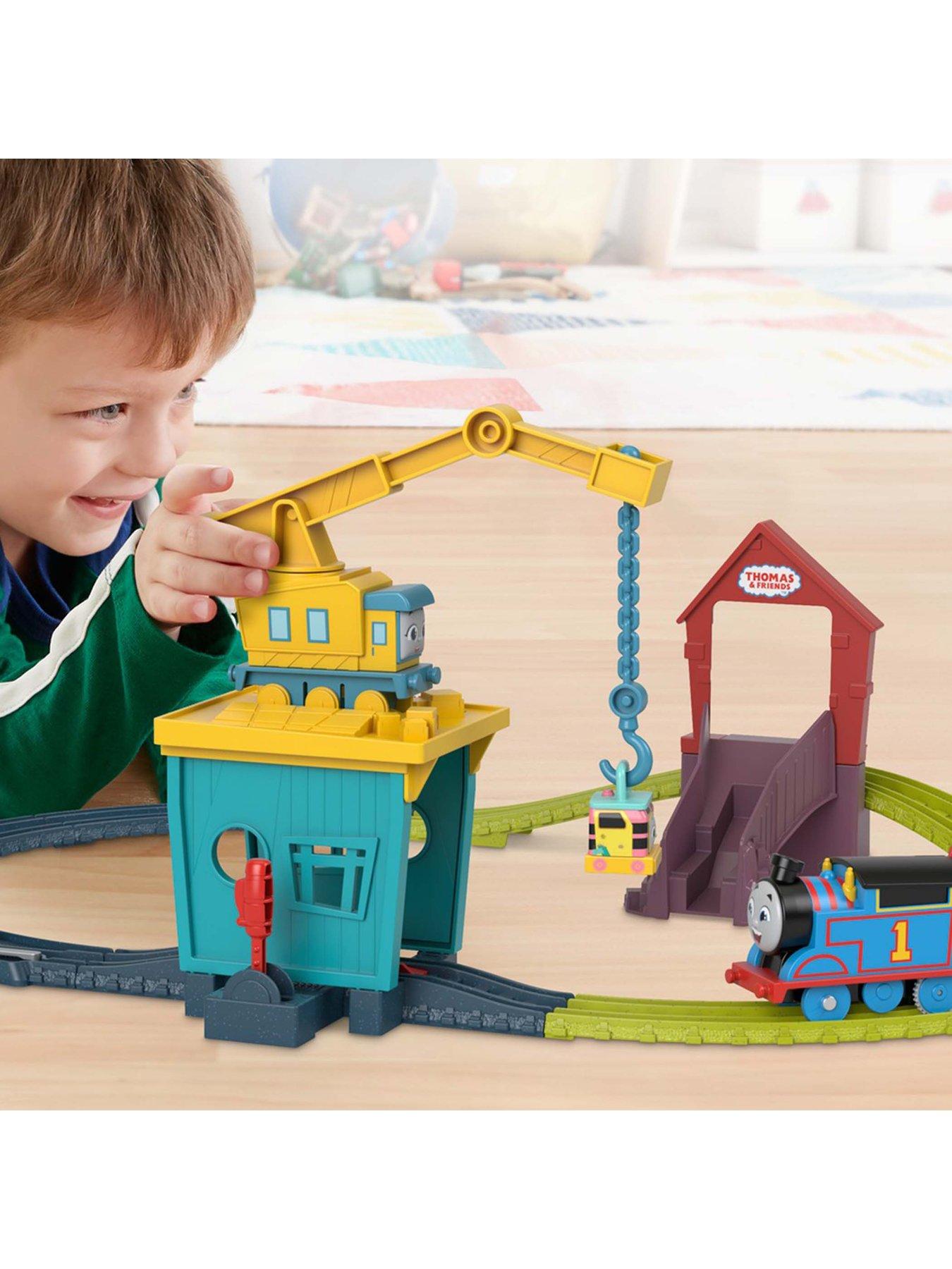 Image 5 of 8 of Thomas & Friends Fix 'em Up Friends Motorised Toy Train playset