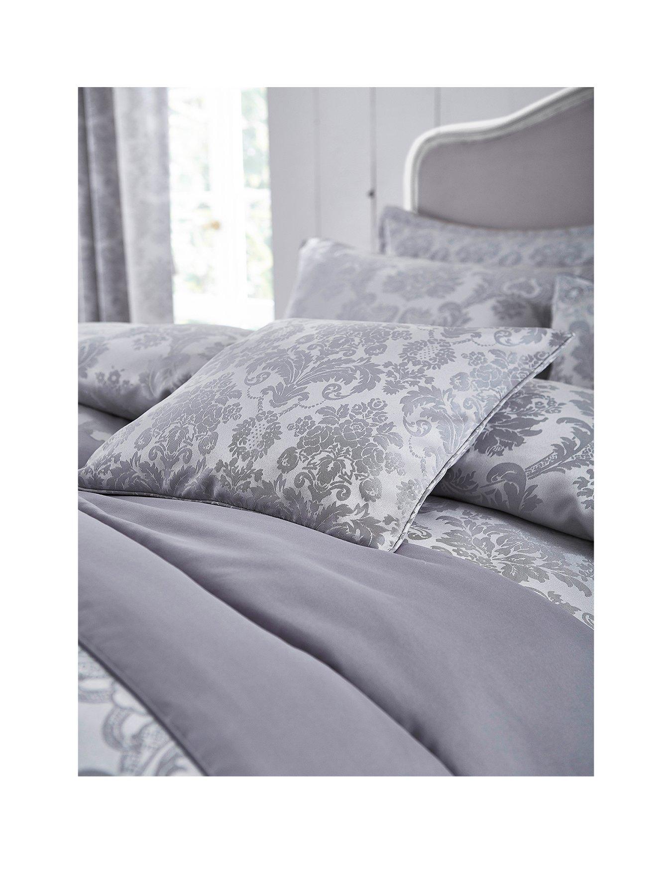 Image 2 of 4 of Catherine Lansfield Damask Jacquard Duvet Cover - Grey