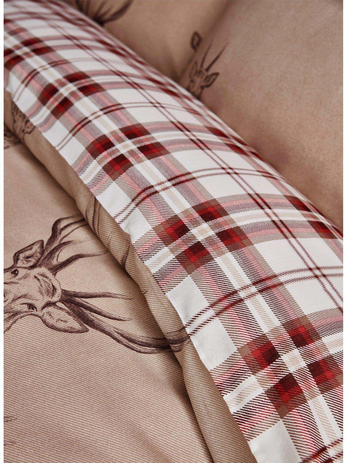 catherine-lansfield-stag-duvet-covernbspsetoutfit