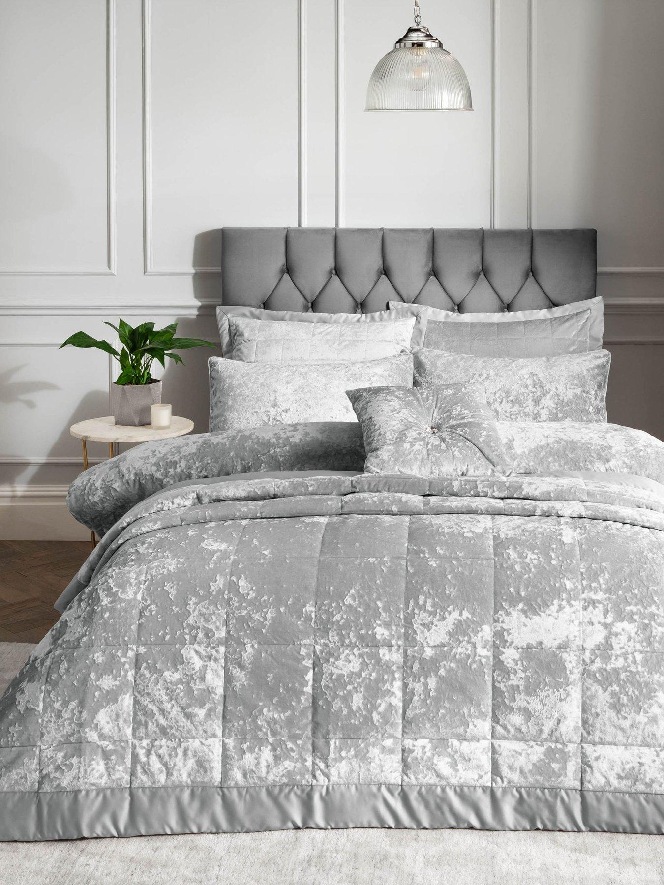 catherine-lansfield-crushed-velvet-duvet-cover-and-pillowcase-set