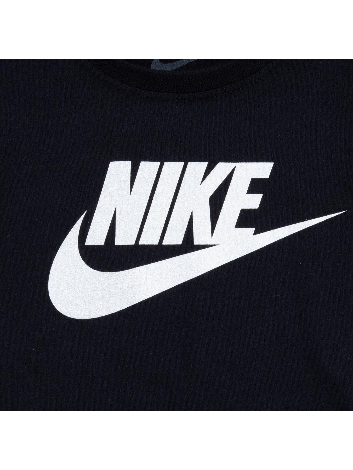 nike-nike-younger-girls-futura-ss-tee-blackoutfit