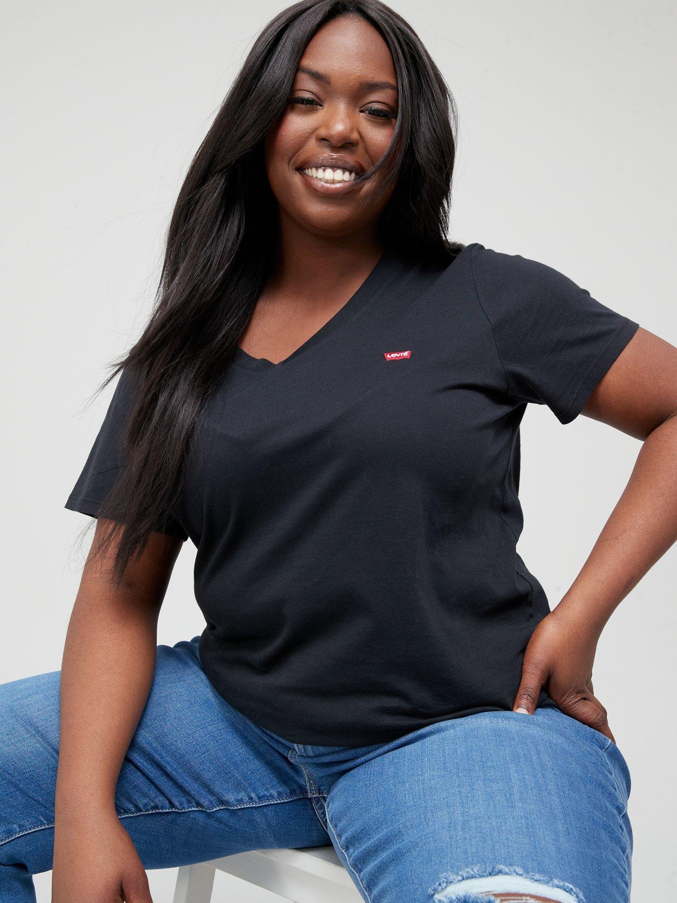 levis-plus-v-neck-t-shirt-plus-size-caviarnbsp--blackoutfit