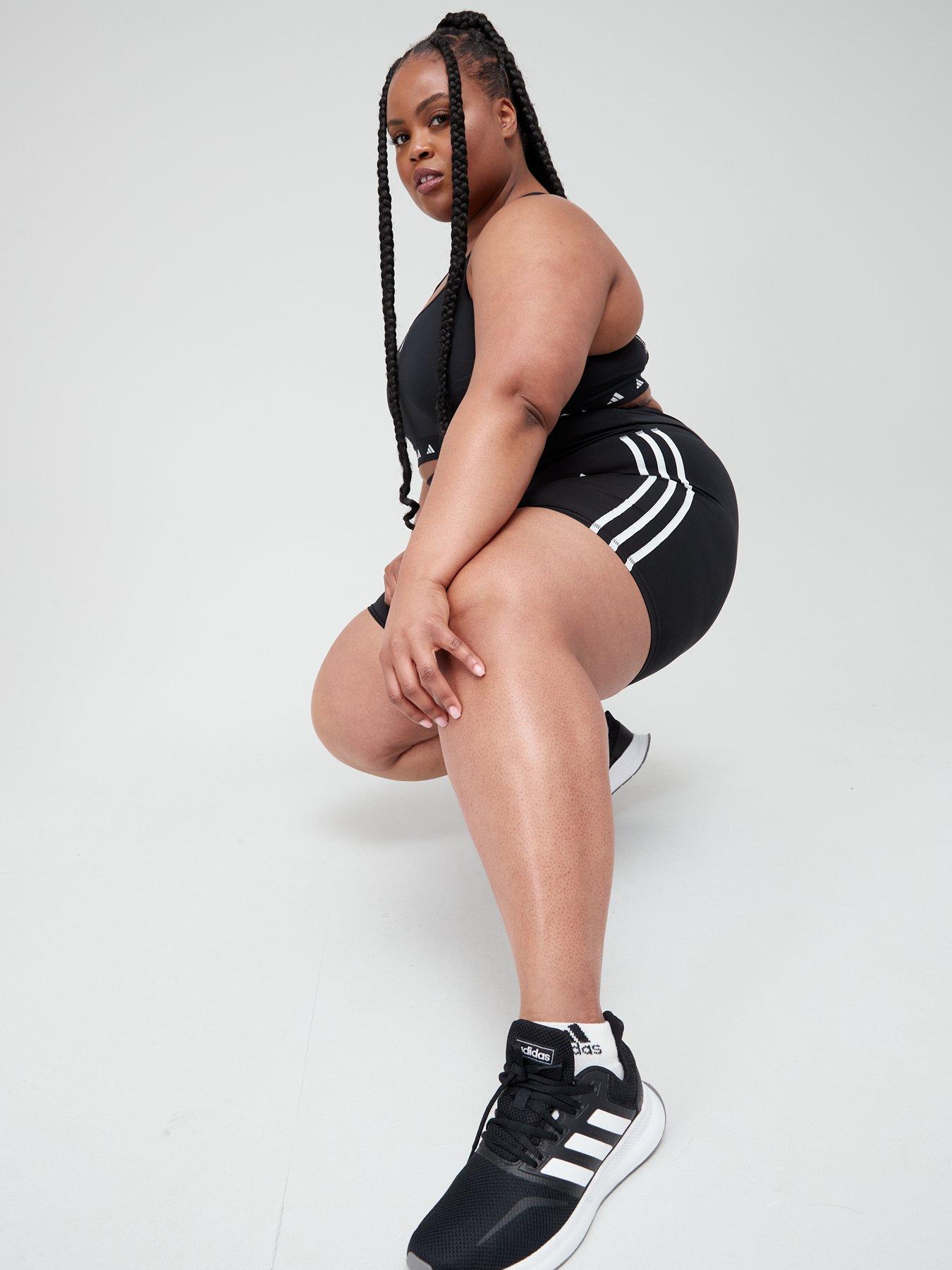 adidas-performance-training-essentials-3-stripes-high-waisted-short-leggings-blackoutfit