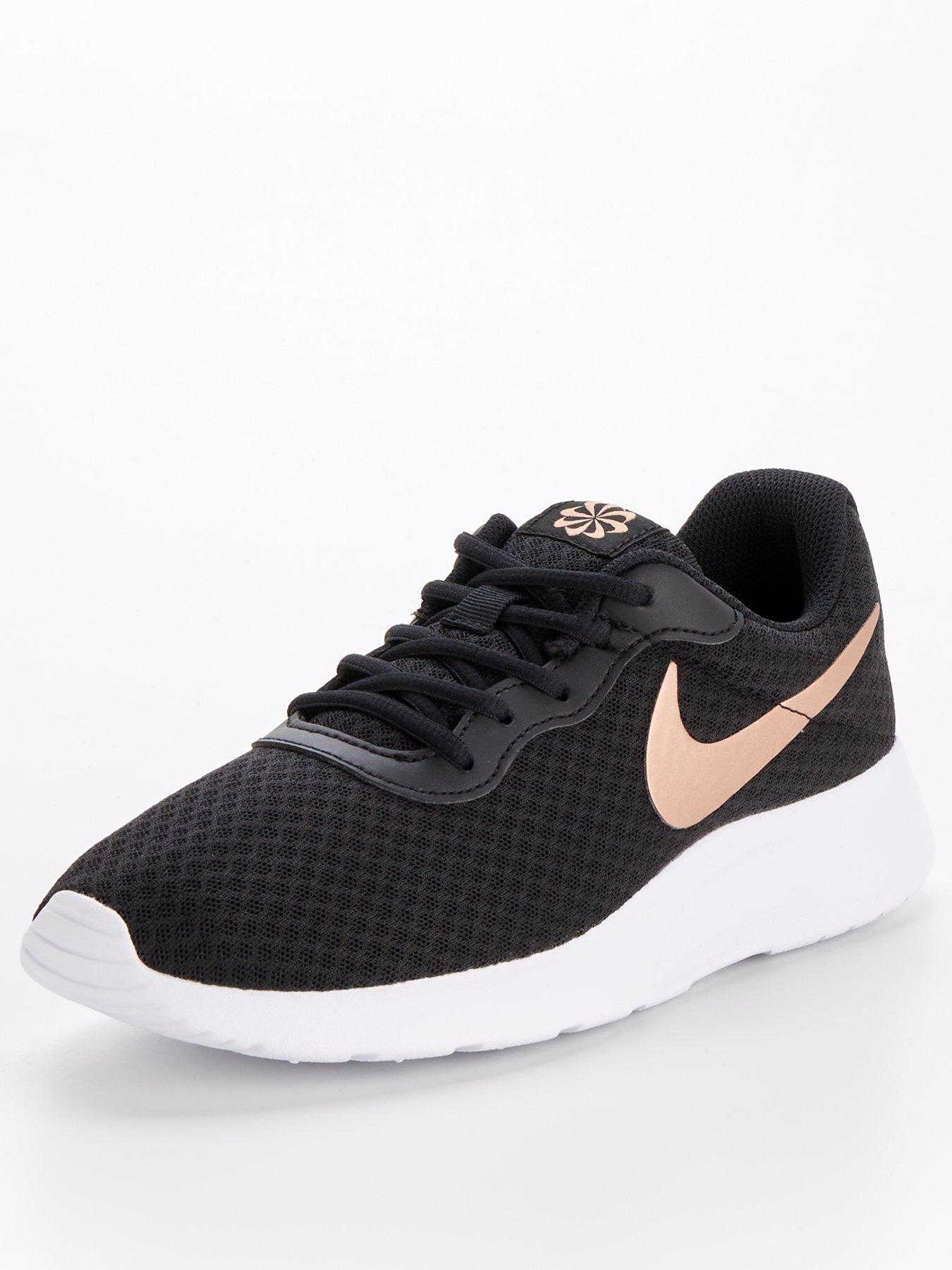 Black and rose gold hotsell nike tanjun