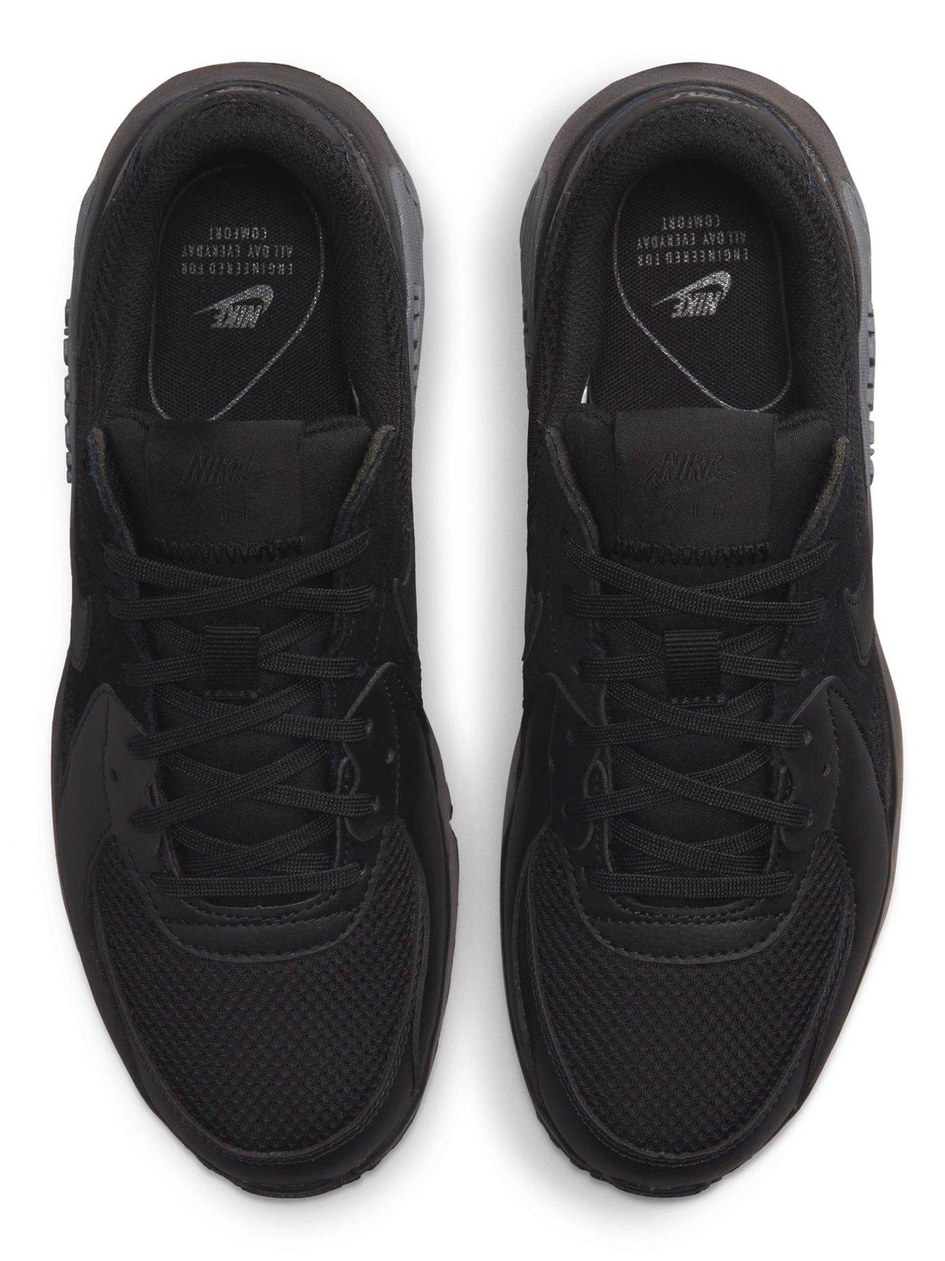 nike-air-max-excee-blackblackoutfit