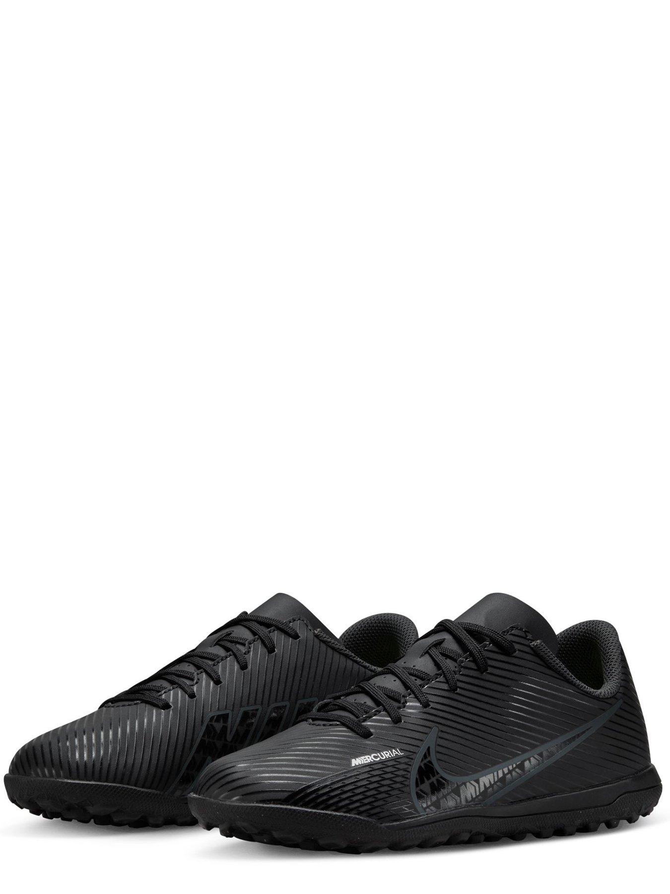 Mercurial vapor club clearance childrens astro turf trainers