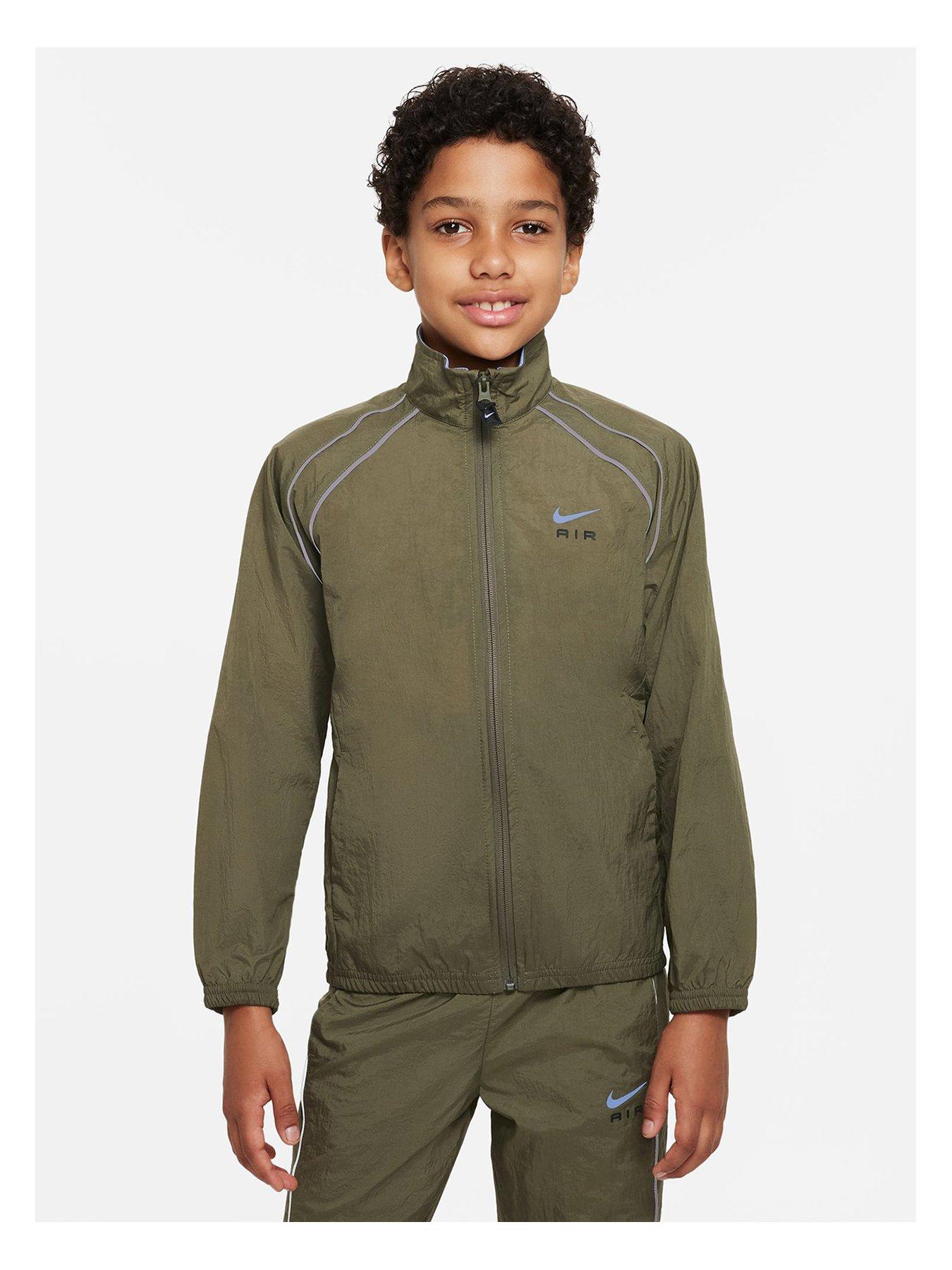 Older boys best sale nike tracksuit