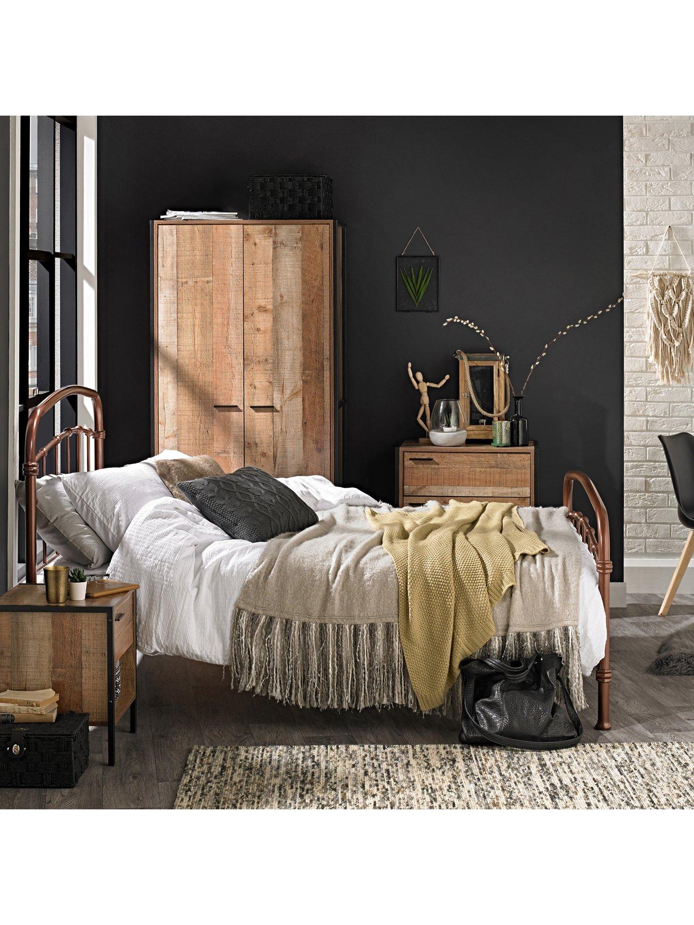 lpd-furniture-hoxton-bedside-cabinetoutfit