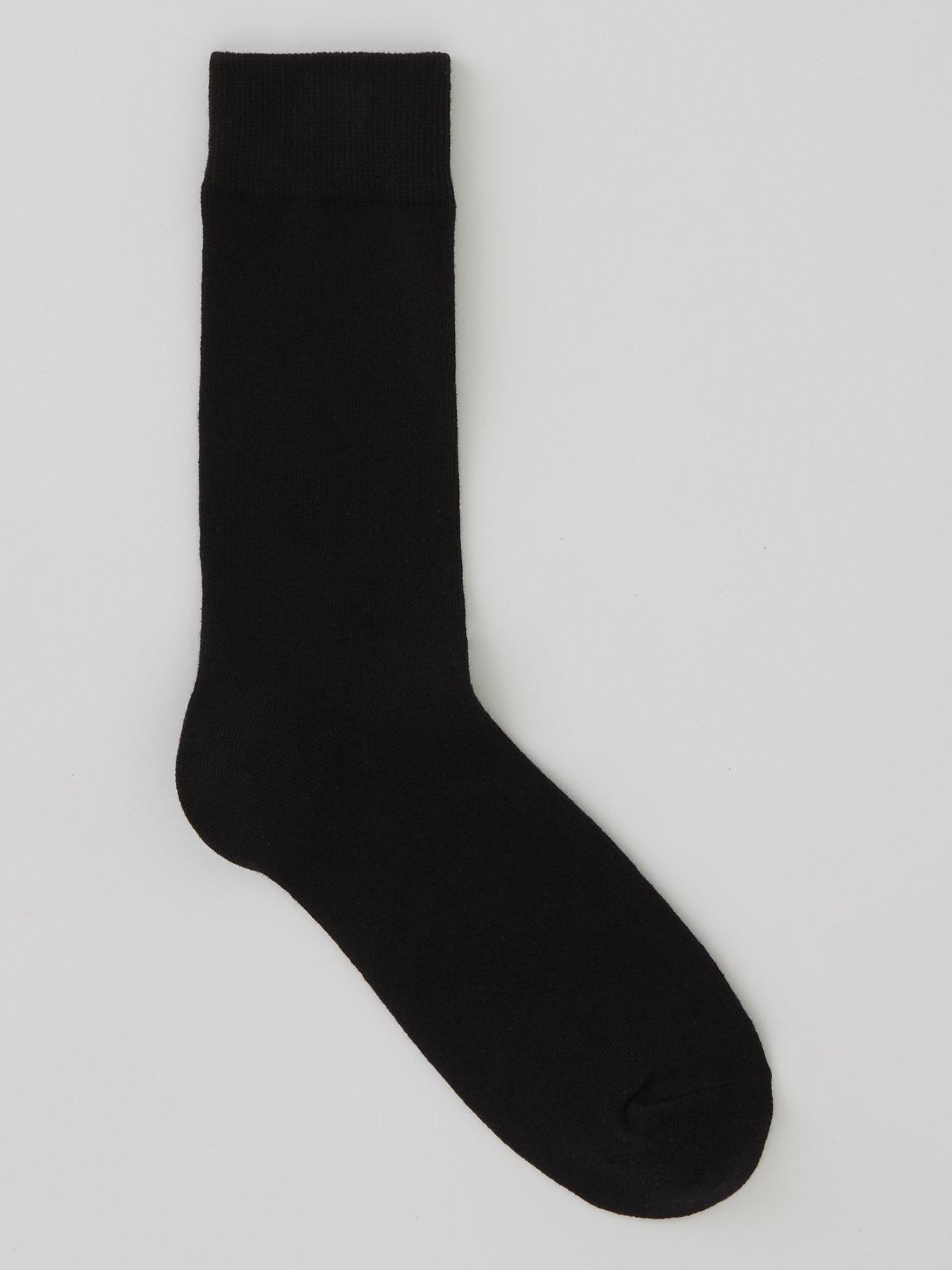 Image 2 of 3 of The Very Collection 7 Pack&nbsp;Plain Black Socks - Black