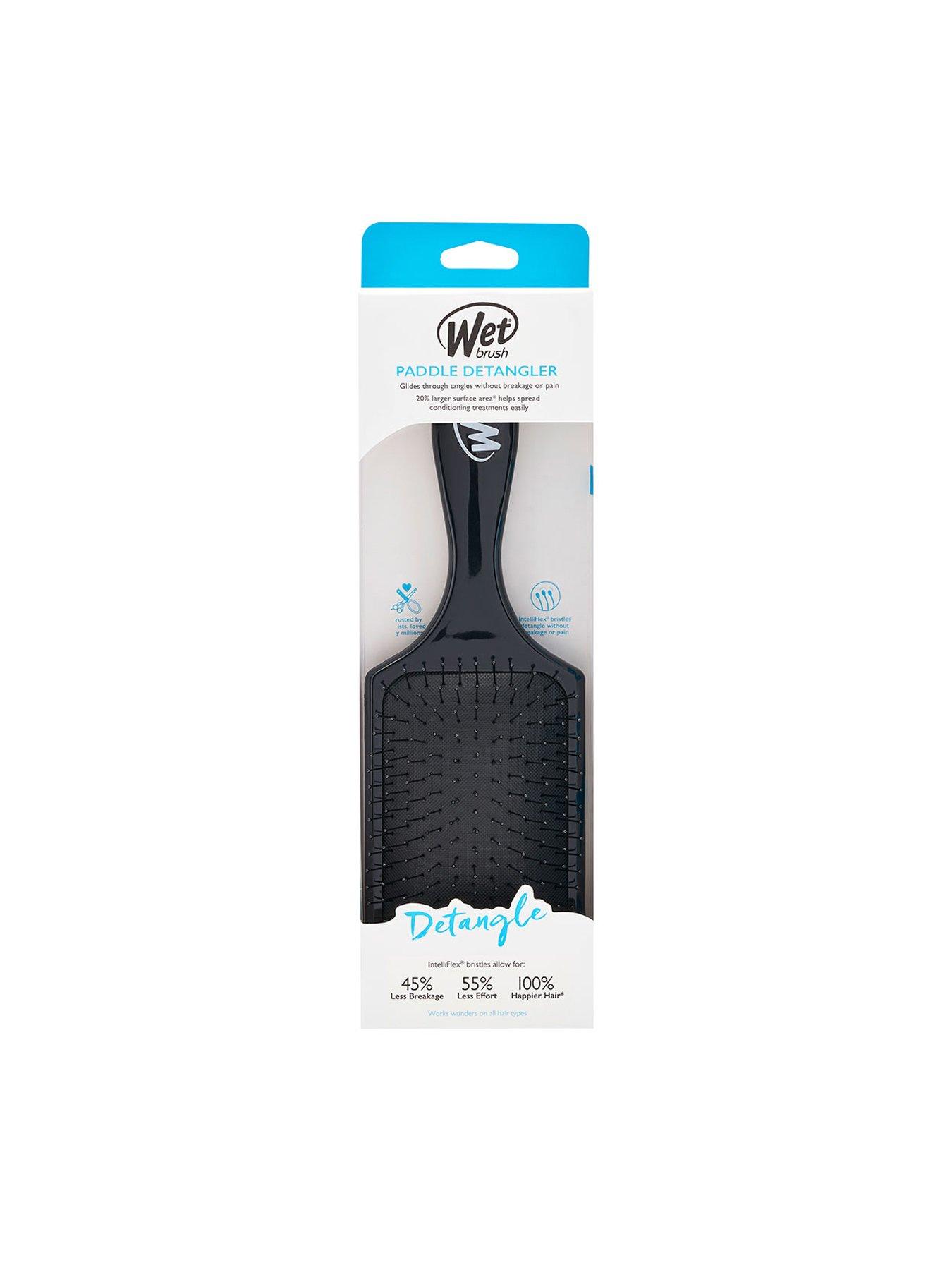 wetbrush-wetbrush-paddle-detangler-blackoutfit