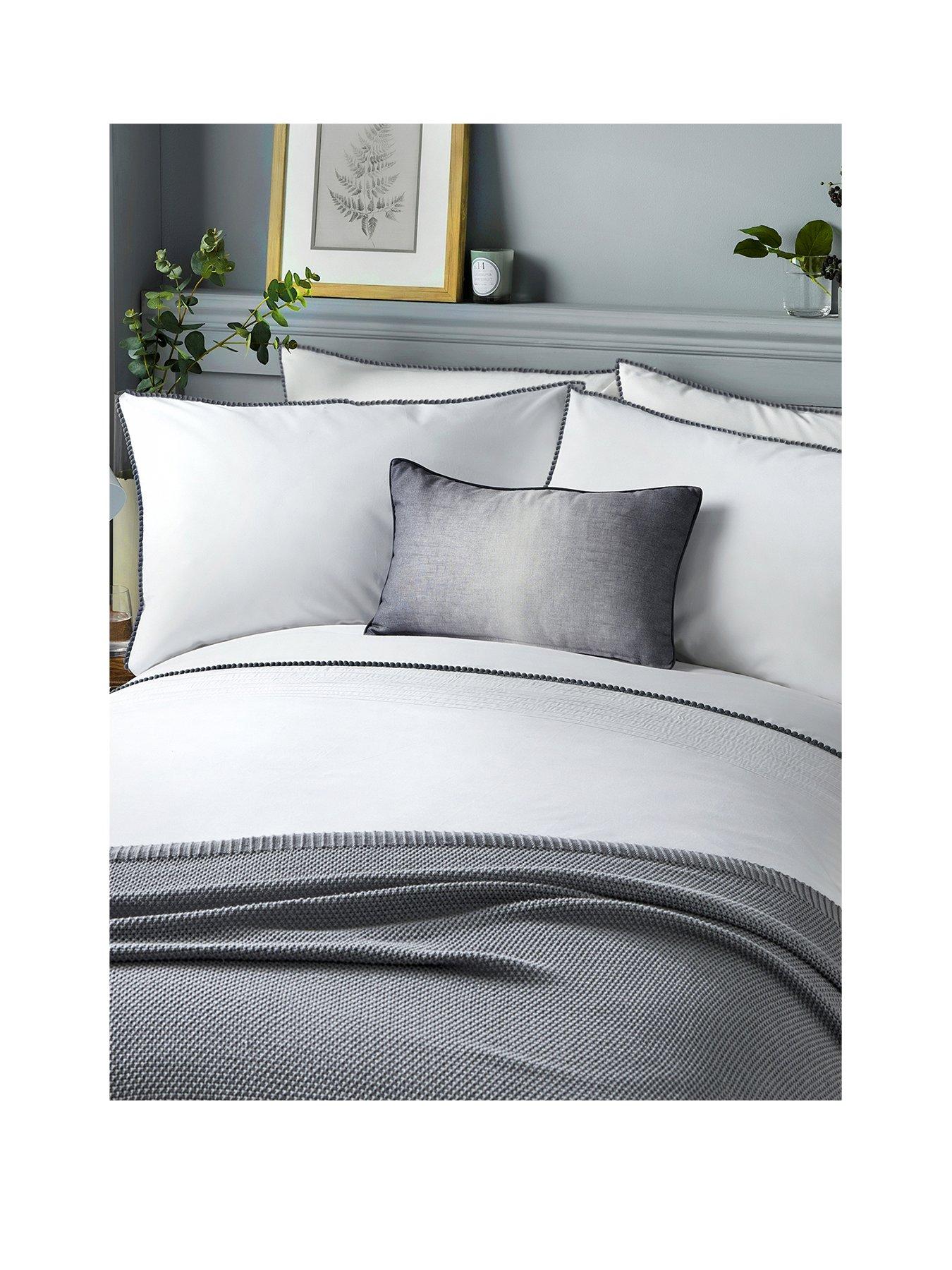 undefined Serene Pom Pom Grey King Duvet Cover Set