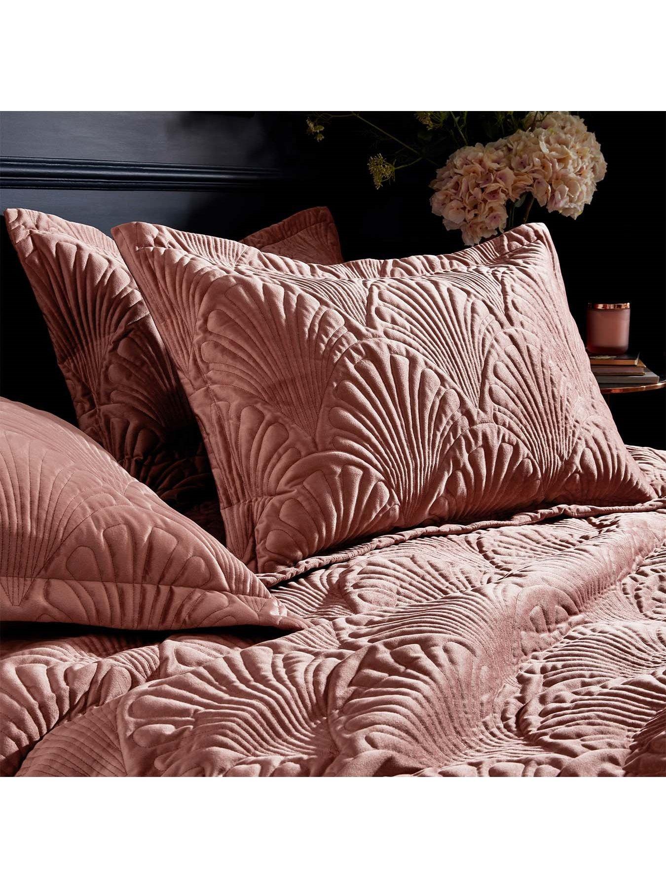 Image 3 of 3 of Paoletti Palmeria Duvet Cover Set - Blush