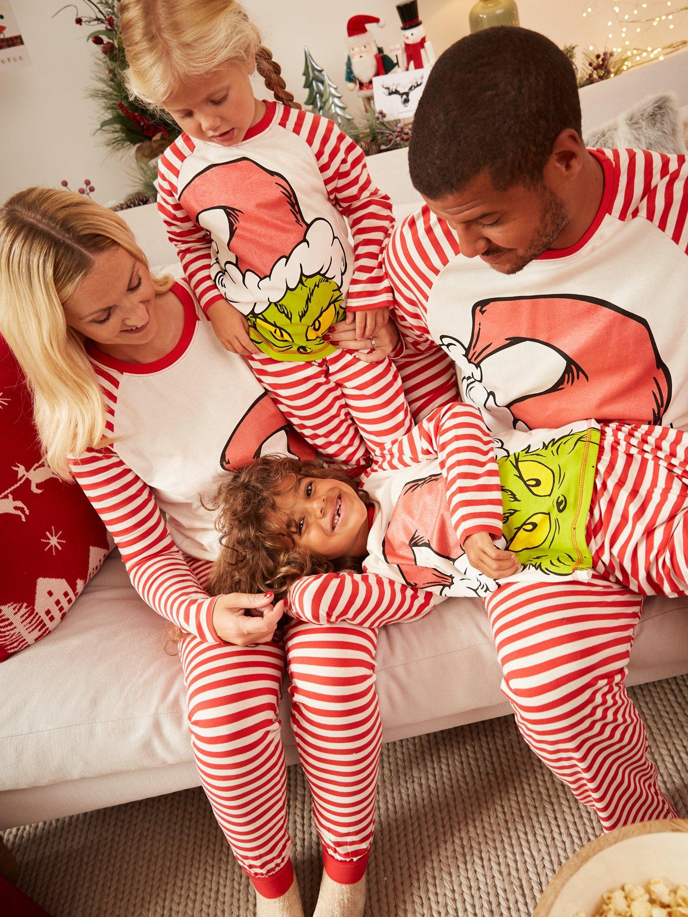 Grinch pajamas online girls