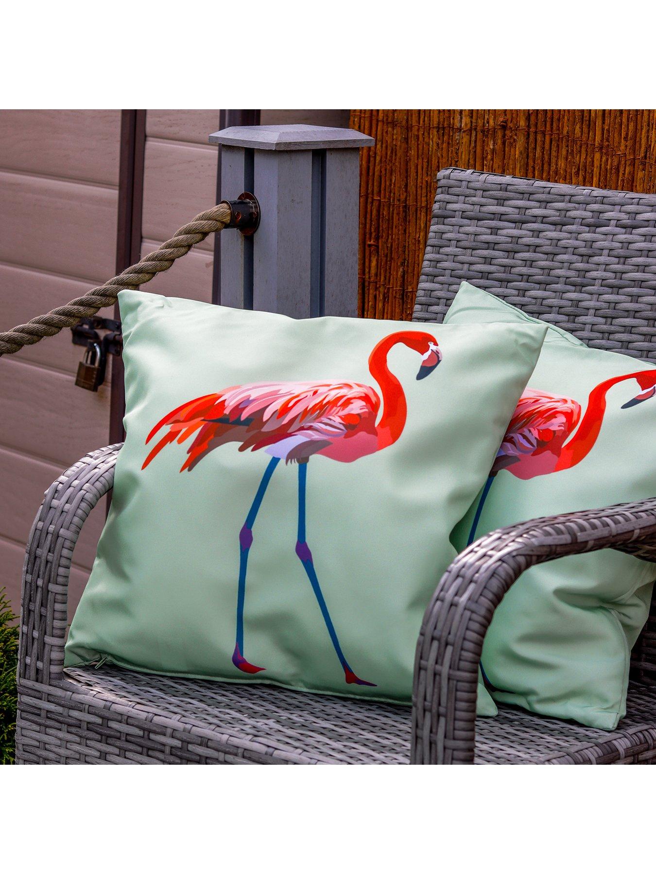 streetwize-accessories-outdoor-pair-of-solo-flamingo-scatter-cushionsstillFront