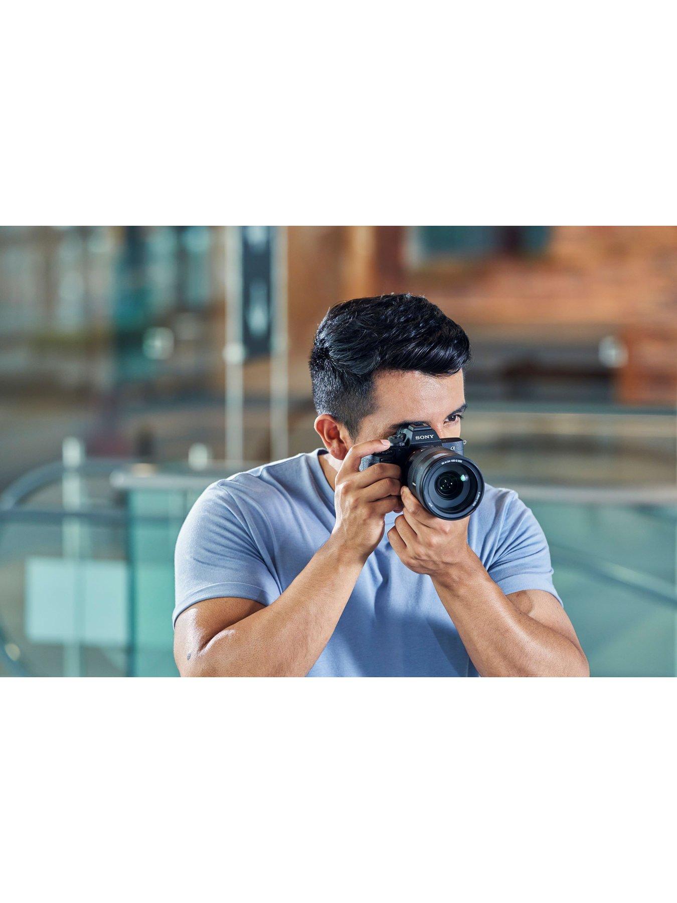 Image 4 of 7 of Sony Sony Alpha 7 IV Full-Frame Mirrorless Camera (33MP, Real-time autofocus, 10 fps, 4K60p, Vari-angle Touchscreen, Large&nbsp;Capacity Z Battery)