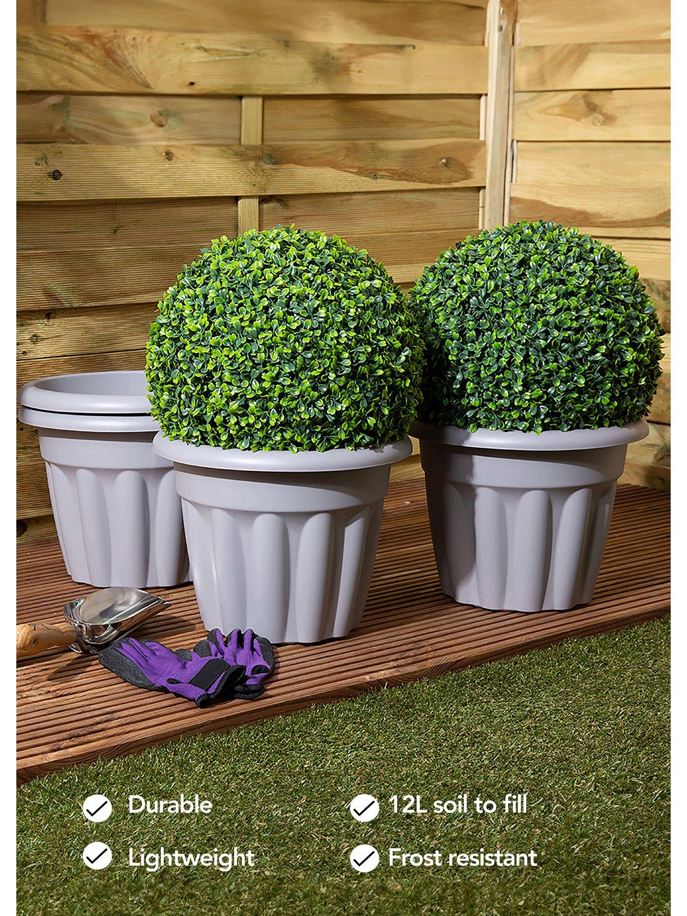 Image 2 of 5 of Wham Set of 4 Vista 33cm Round Planter