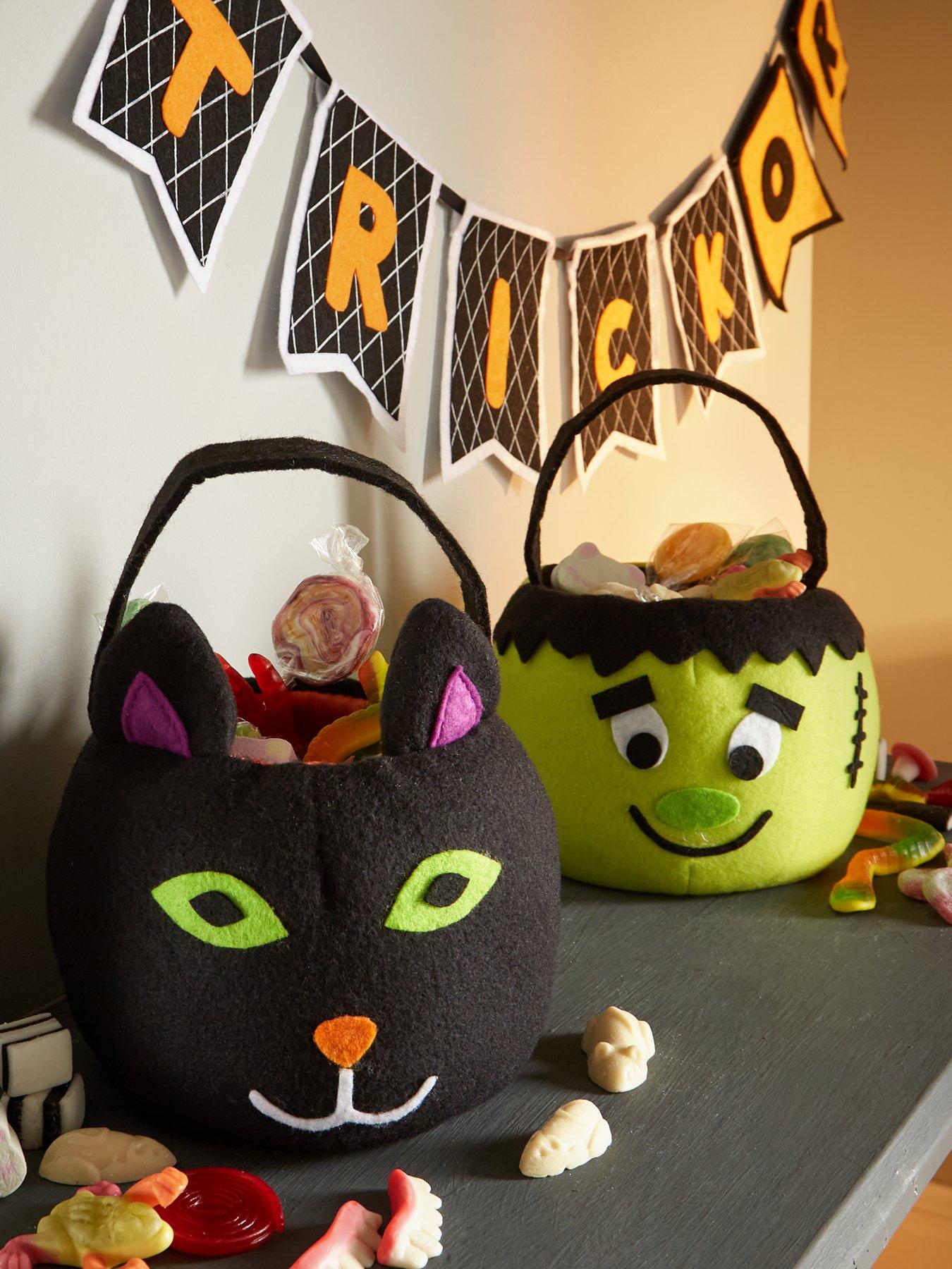 set-of-2-halloweennbsptrick-or-treat-bags-cat-and-frankensteinnbspfront