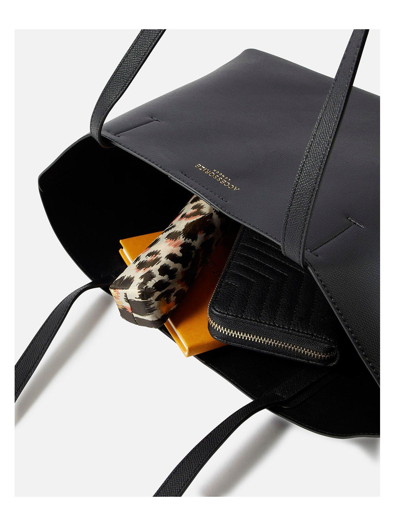 Image 4 of 4 of Accessorize Accessorize Leo Tote