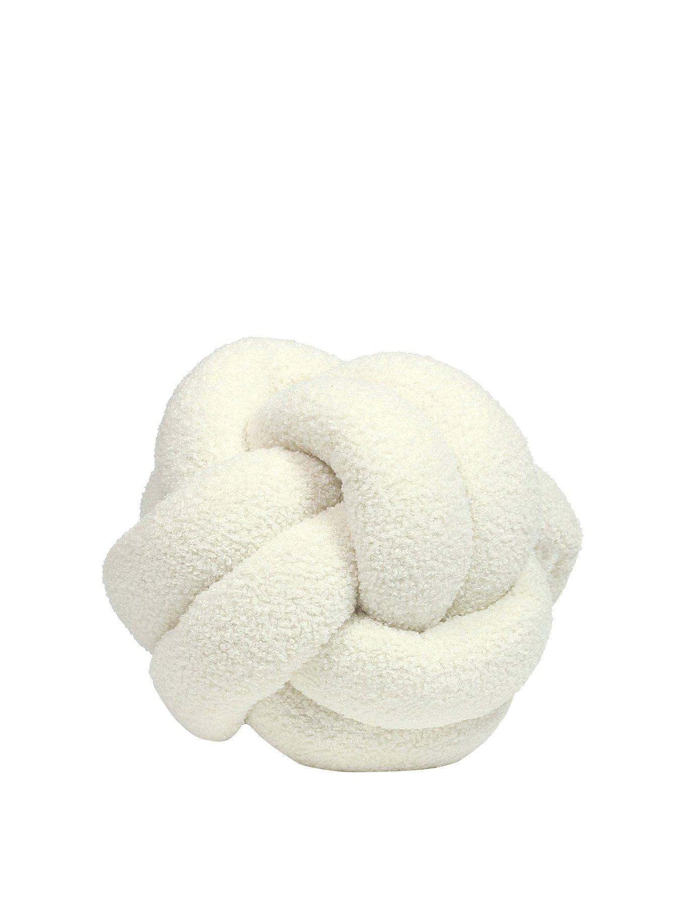 furn-boucle-knot-cushion