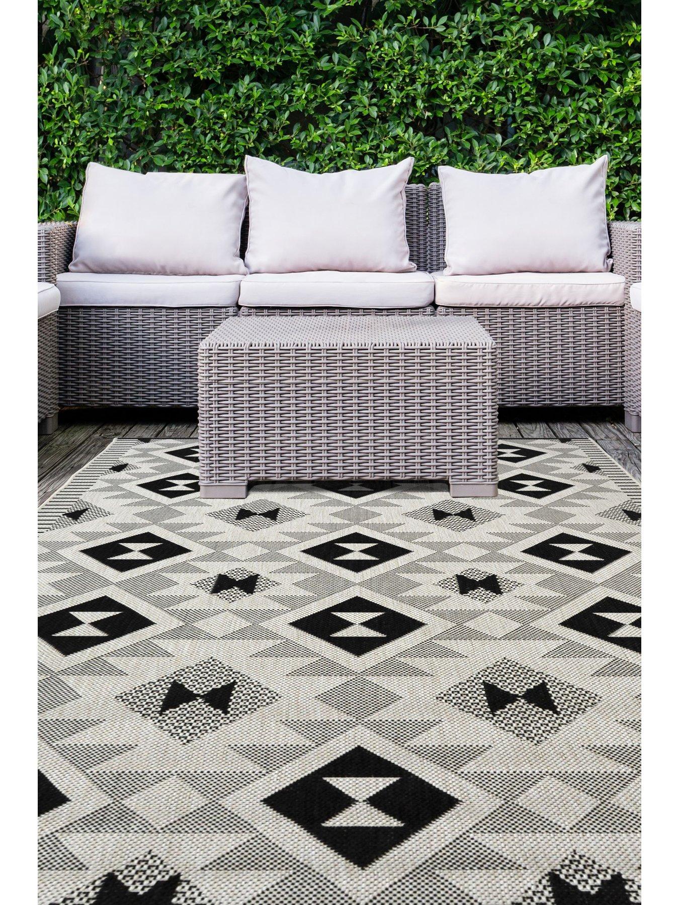 Image 1 of 5 of The Very Collection Tribal Indoor/Outdoor Flatweave - Mono
