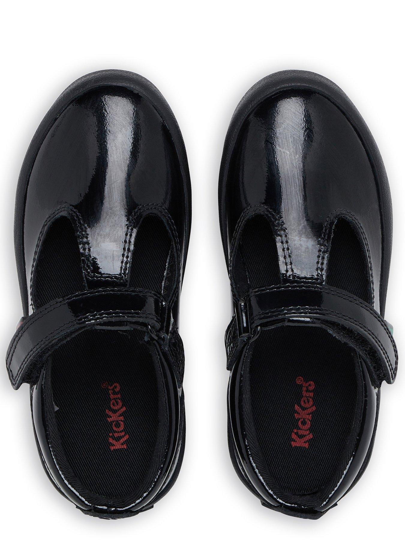 kickers-kariko-t-strap-patent-infant-school-shoe-blackoutfit