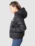 the-north-face-womens-hyalite-down-hoodie-blackoutfit