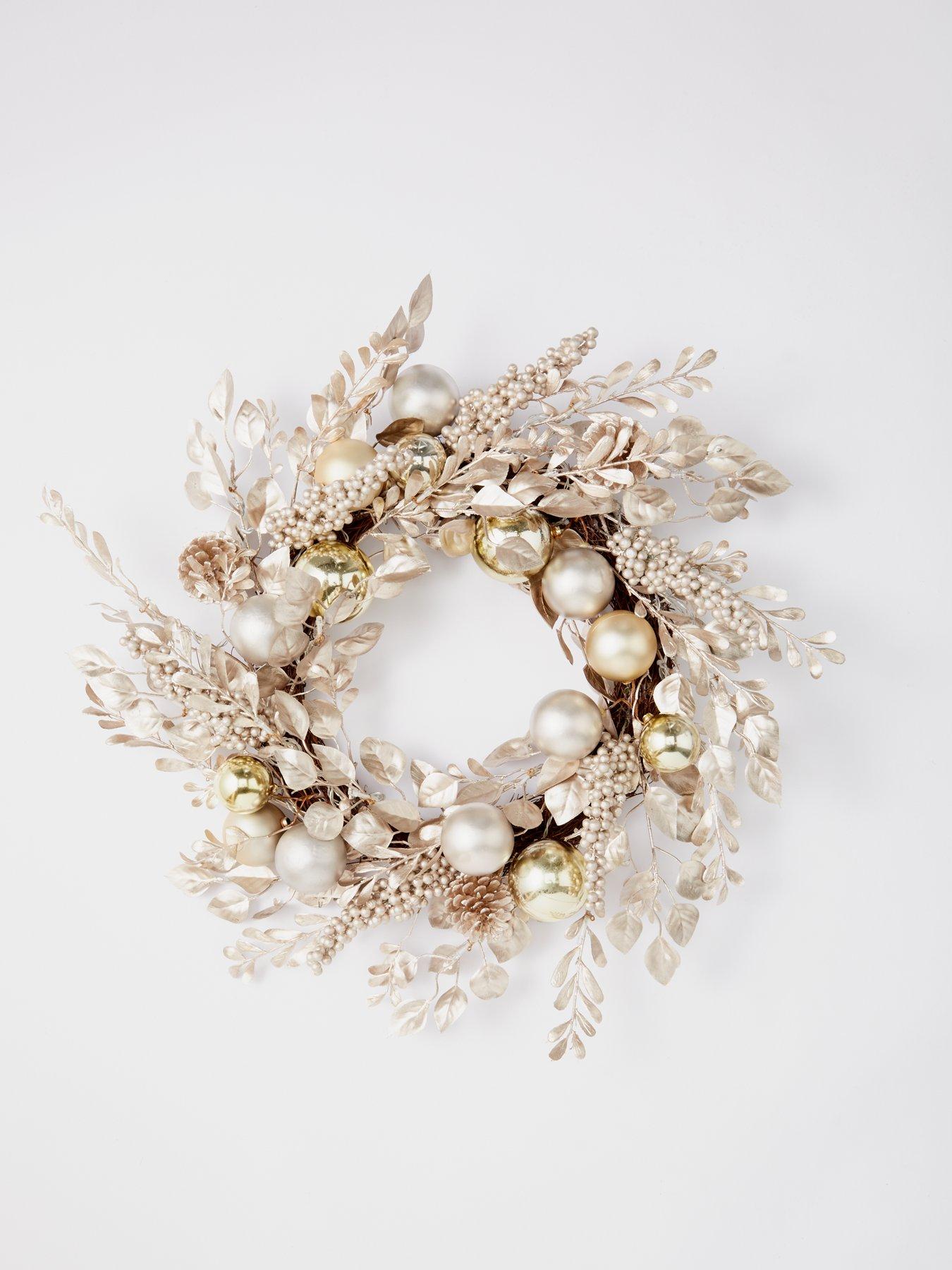 very-home-champagne-gold-pre-lit-christmas-wreath-60-cmstillFront