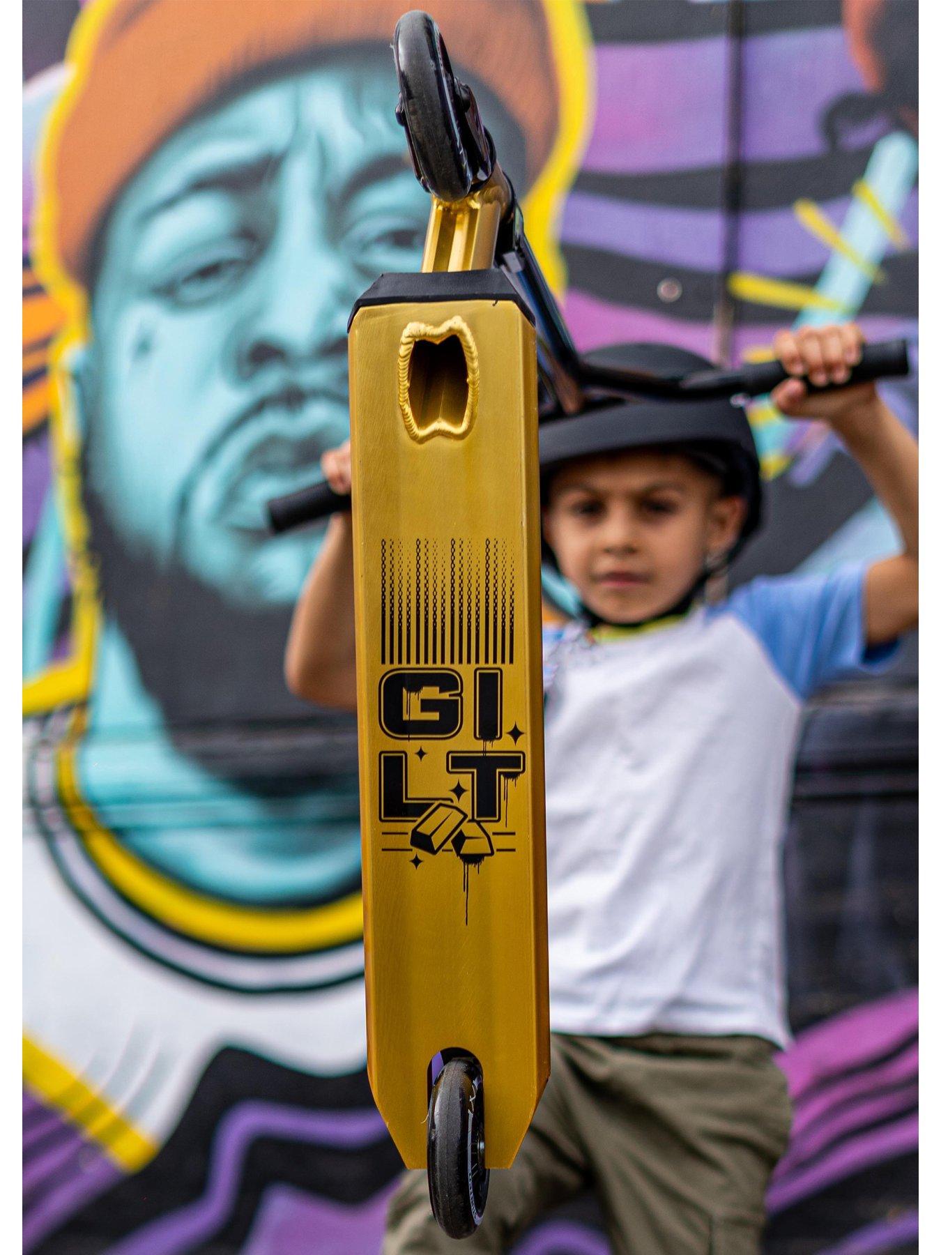 Image 3 of 8 of STUNTED Stunted Gilt Stunt Scooter
