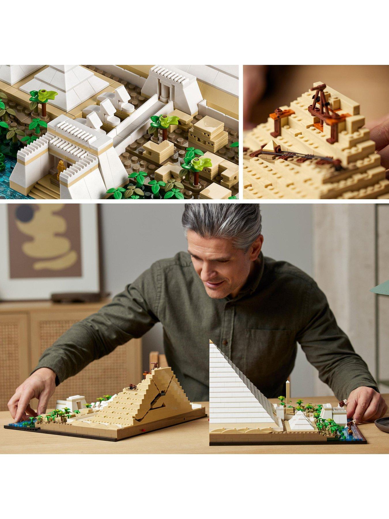 Image 4 of 8 of LEGO Architecture Great Pyramid of Giza