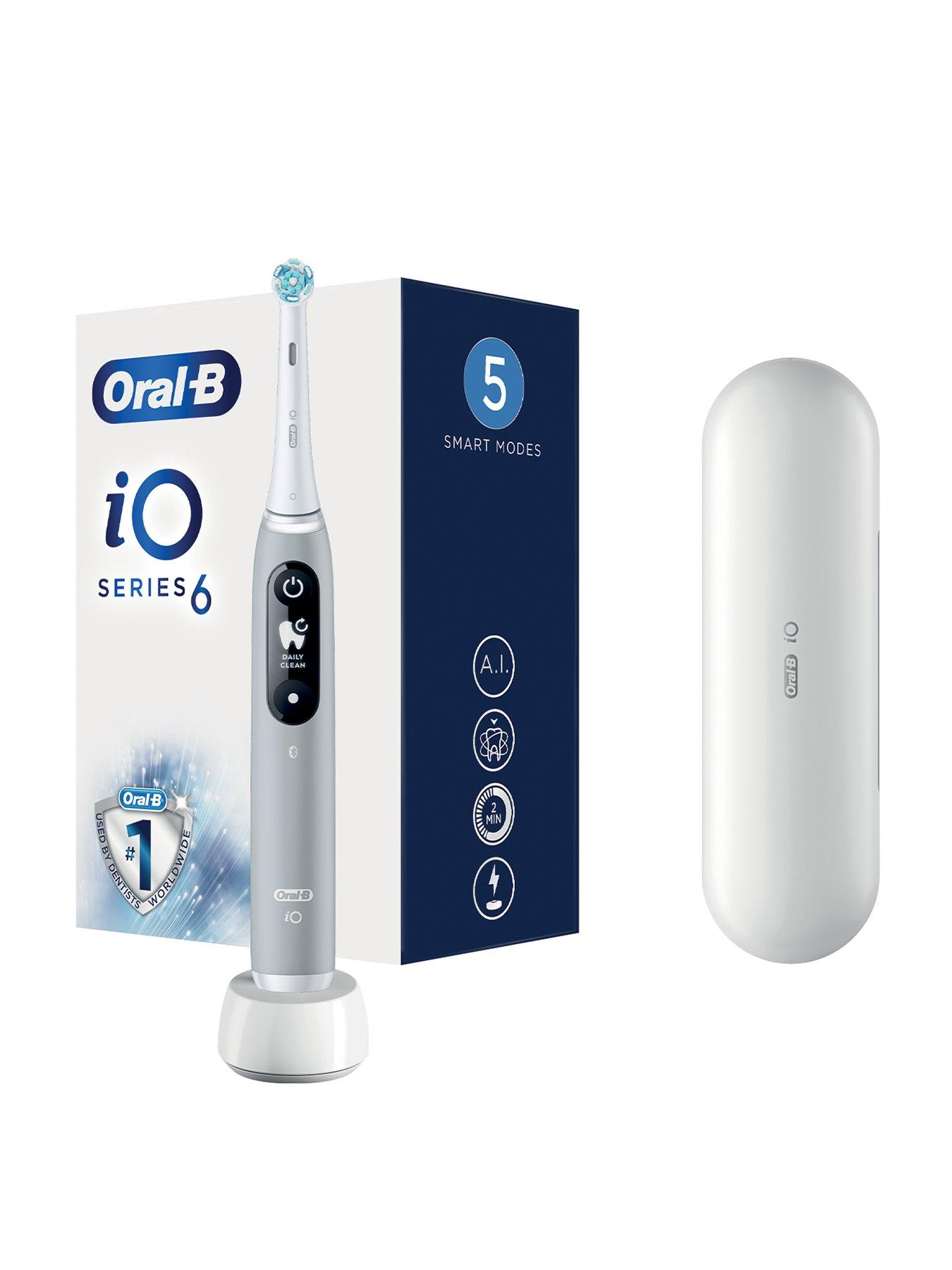 Oral-B iO8 White Alabaster & Black Onyx (Duo Pack)