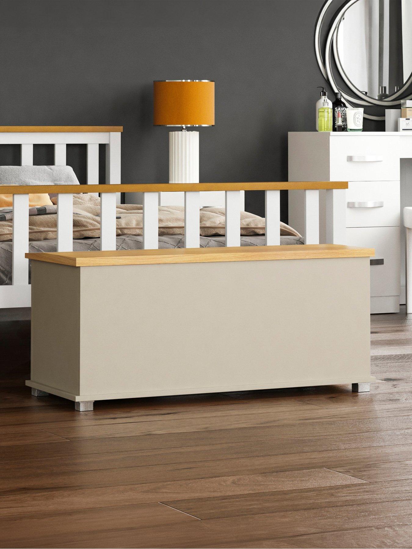 Vida Designs Arlington Storage Ottoman - Grey/Oak