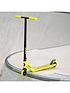 zinc-zinc-laser-stunt-scooter-neon-yellowoutfit