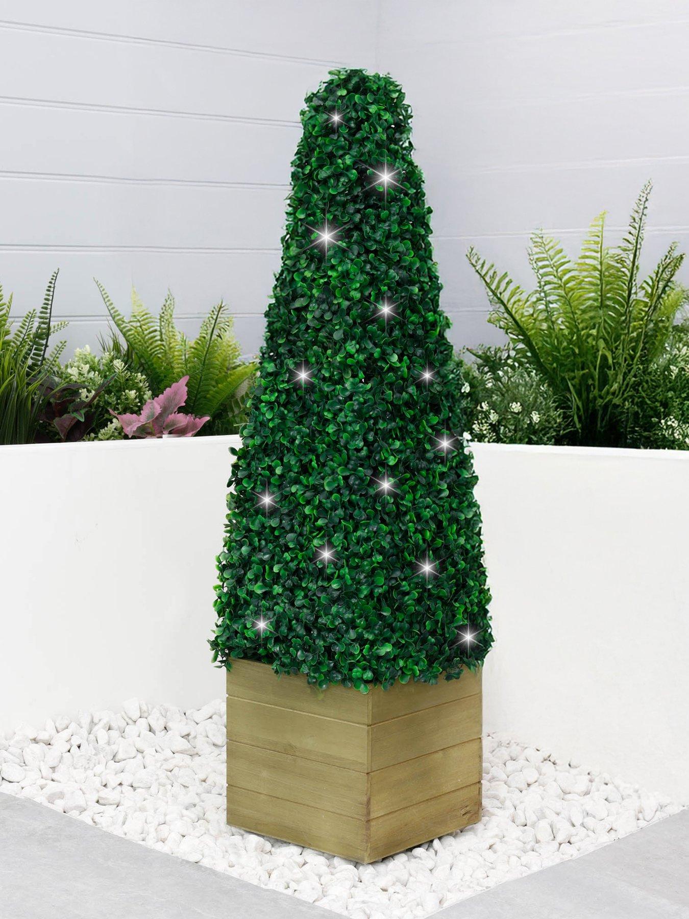 streetwize-solar-obelisk-topiary