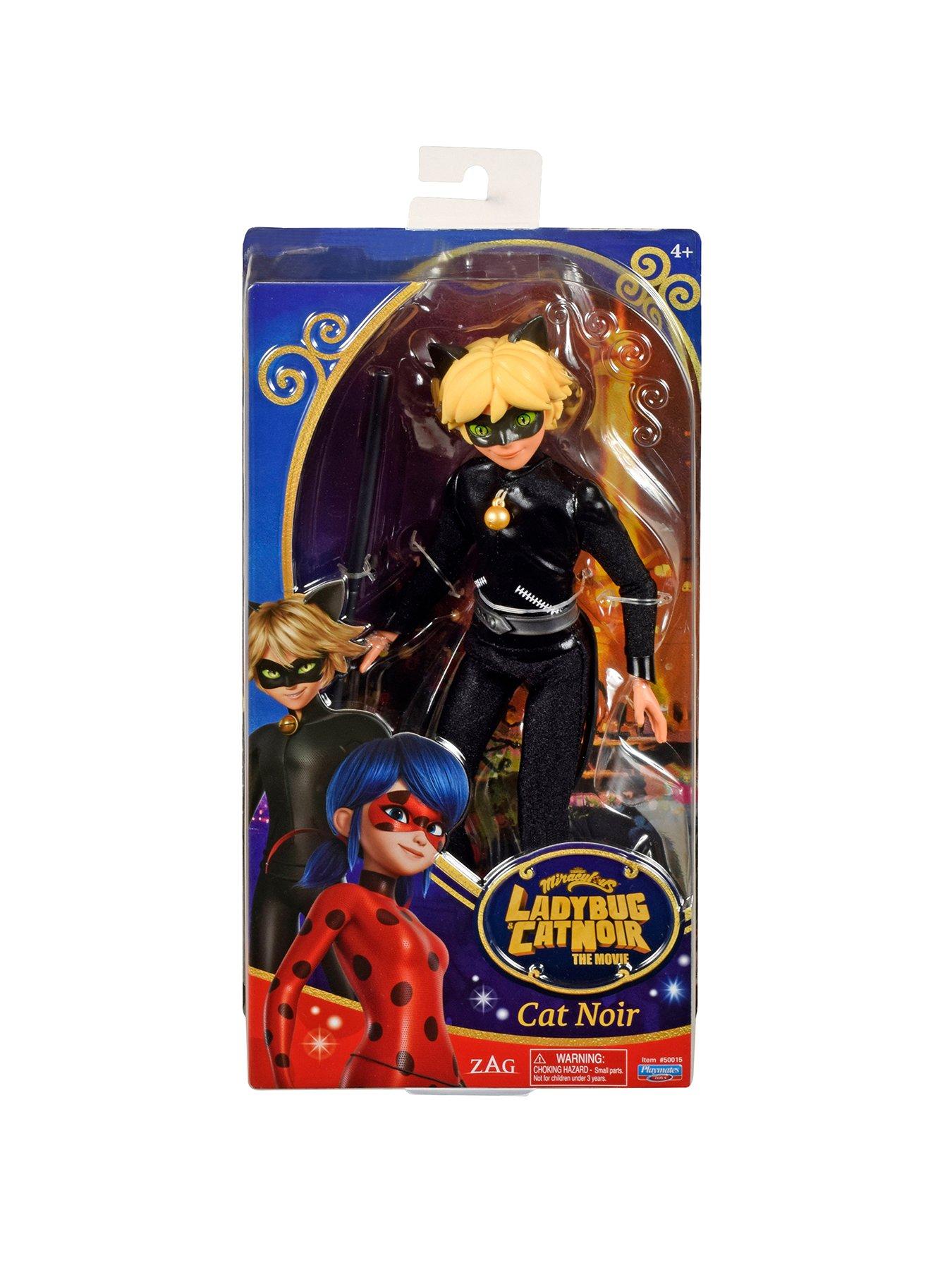 This Miraculous Ladybug figurine comes with 1 accessory. Ages 4+