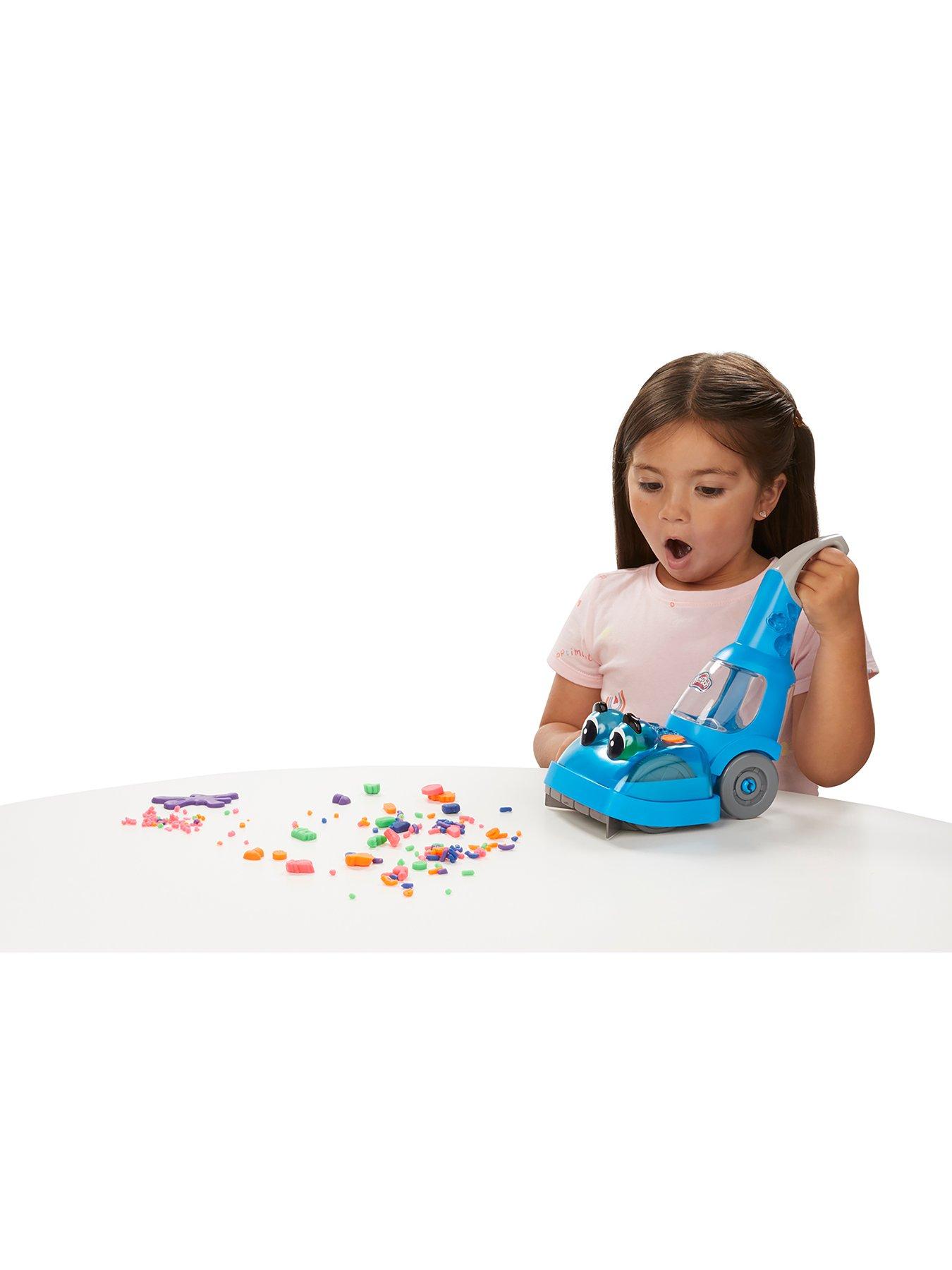 Play-Doh Zoom Zoom Vacuum and Clean-up Toy with 5 Colours