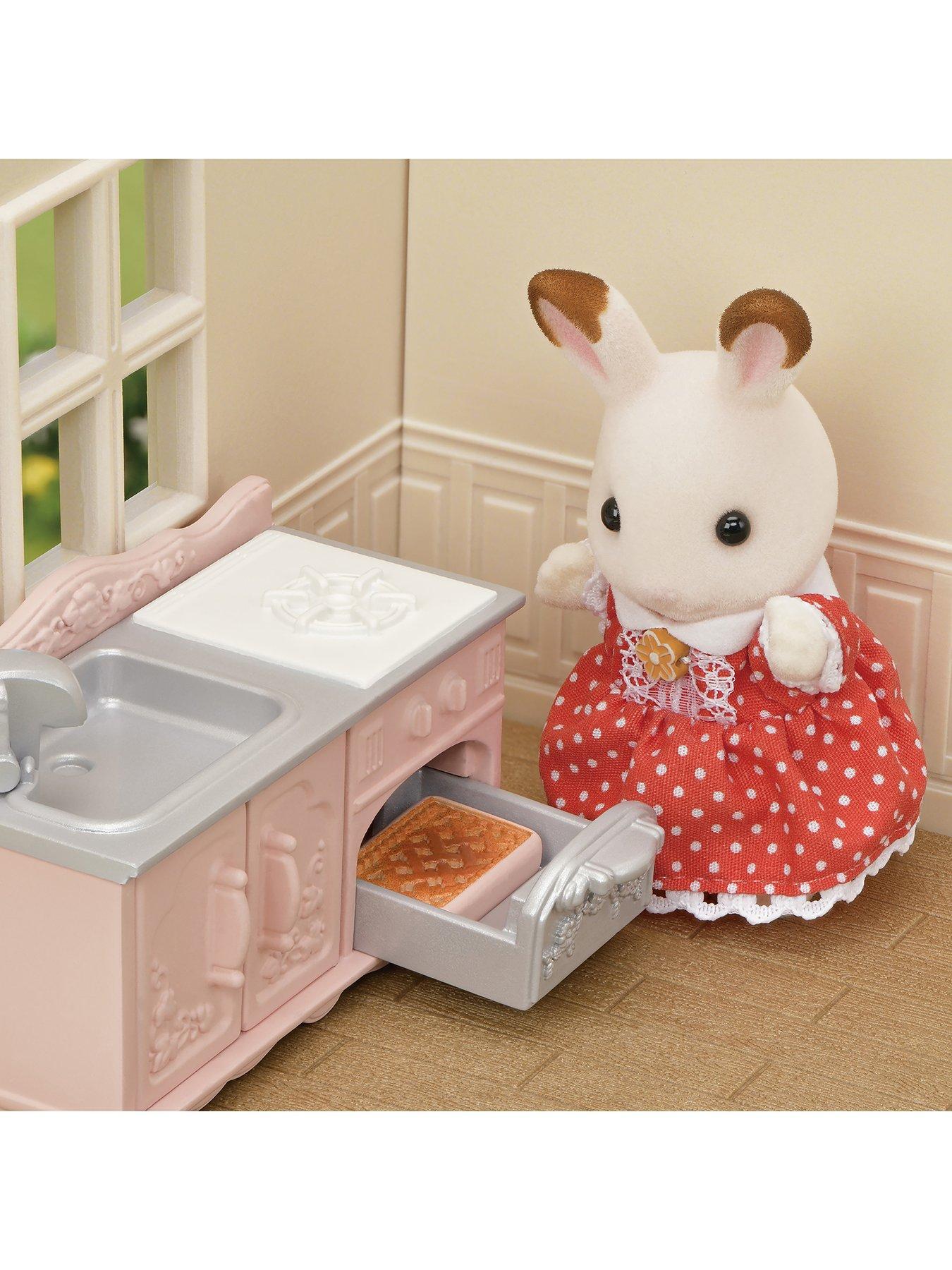 Image 4 of 5 of Sylvanian Families Red Roof Cosy Cottage