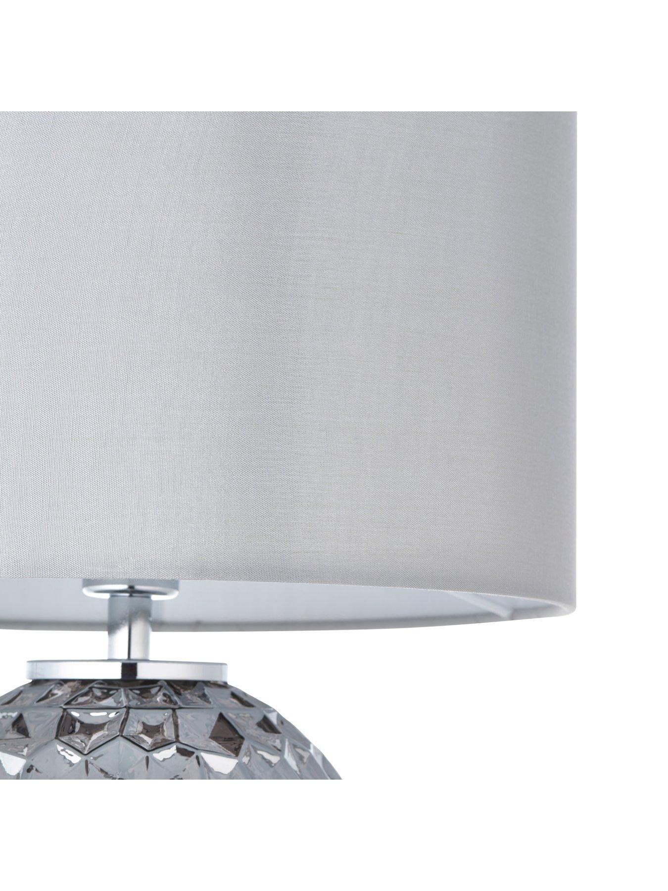 the-very-collection-deanna-table-lampoutfit