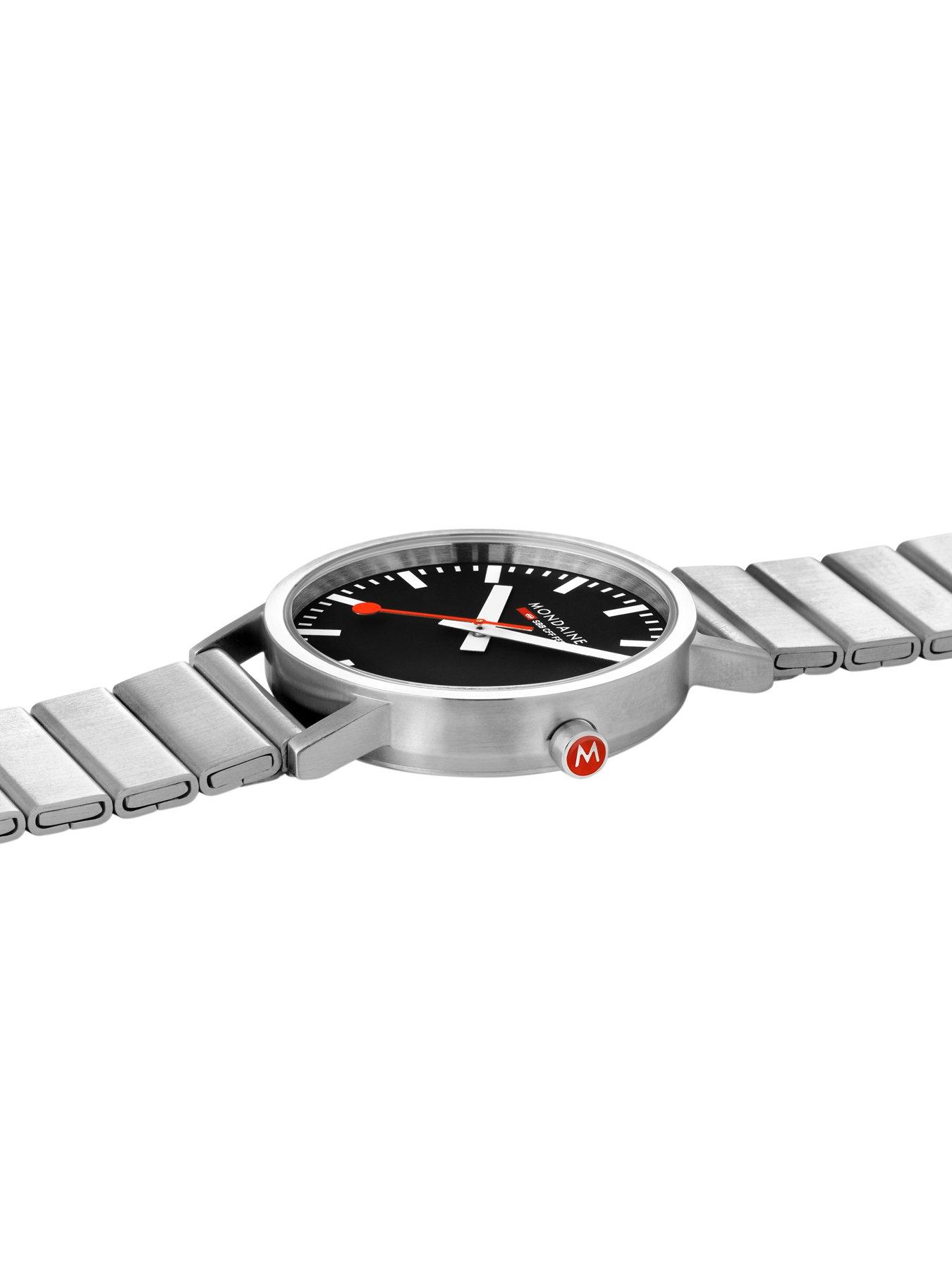 mondaine-classic-40-mm-stainless-steel-unisex-watchdetail