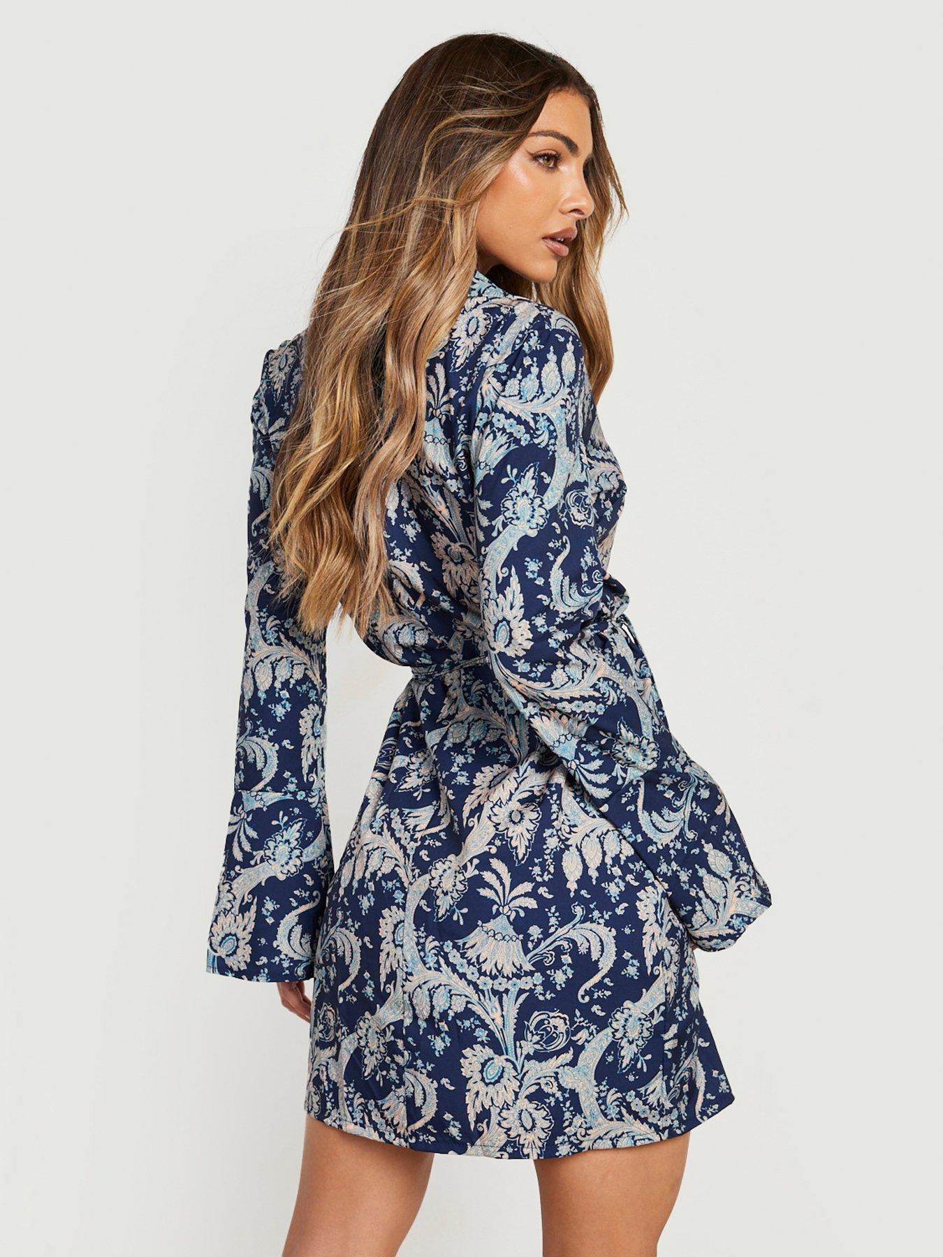 Boohoo Boohoo Printed Flare Sleeve Wrap Skater Dress - Navy | Very Ireland