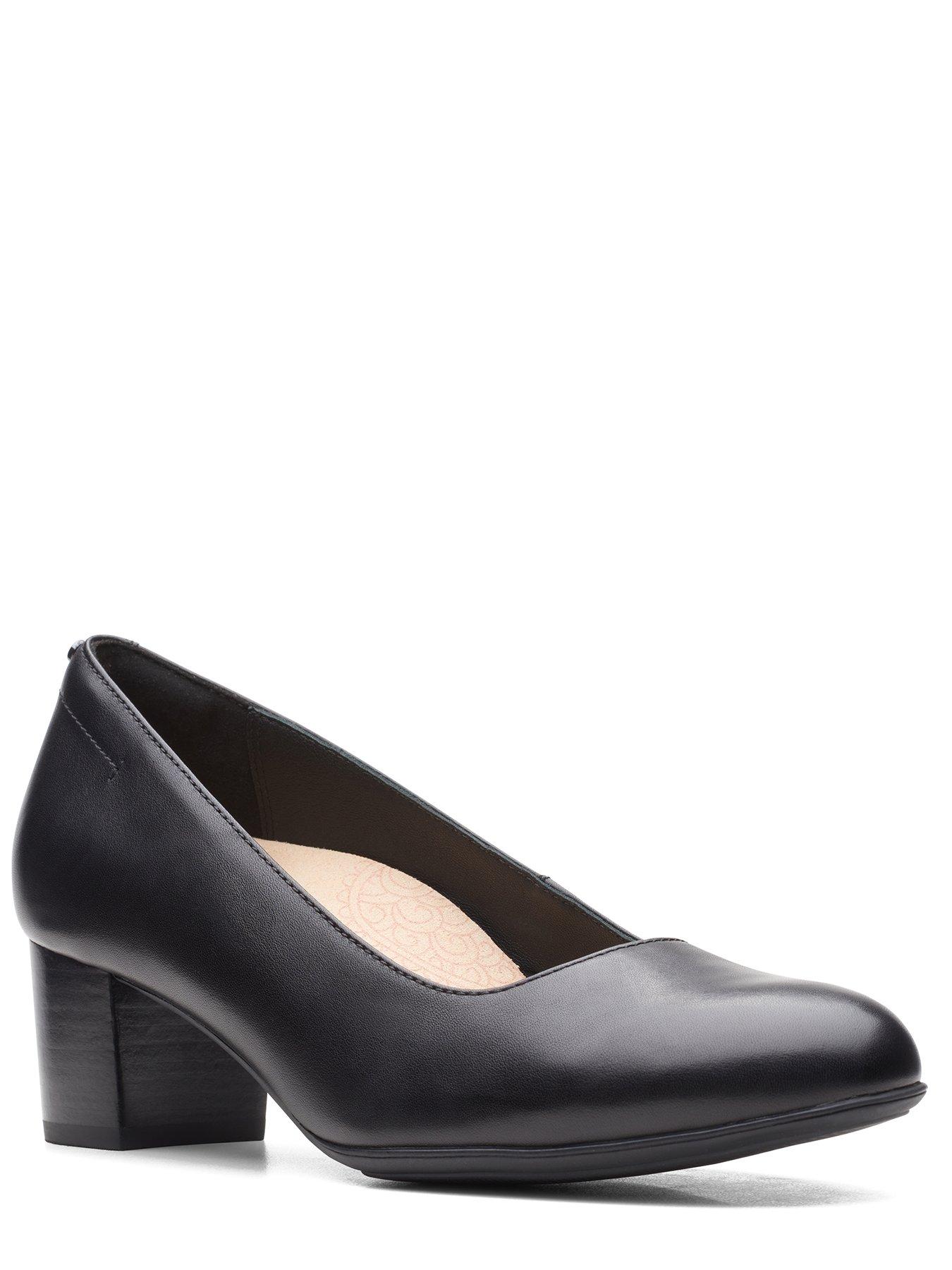 Clarks kelda hope hot sale black leather