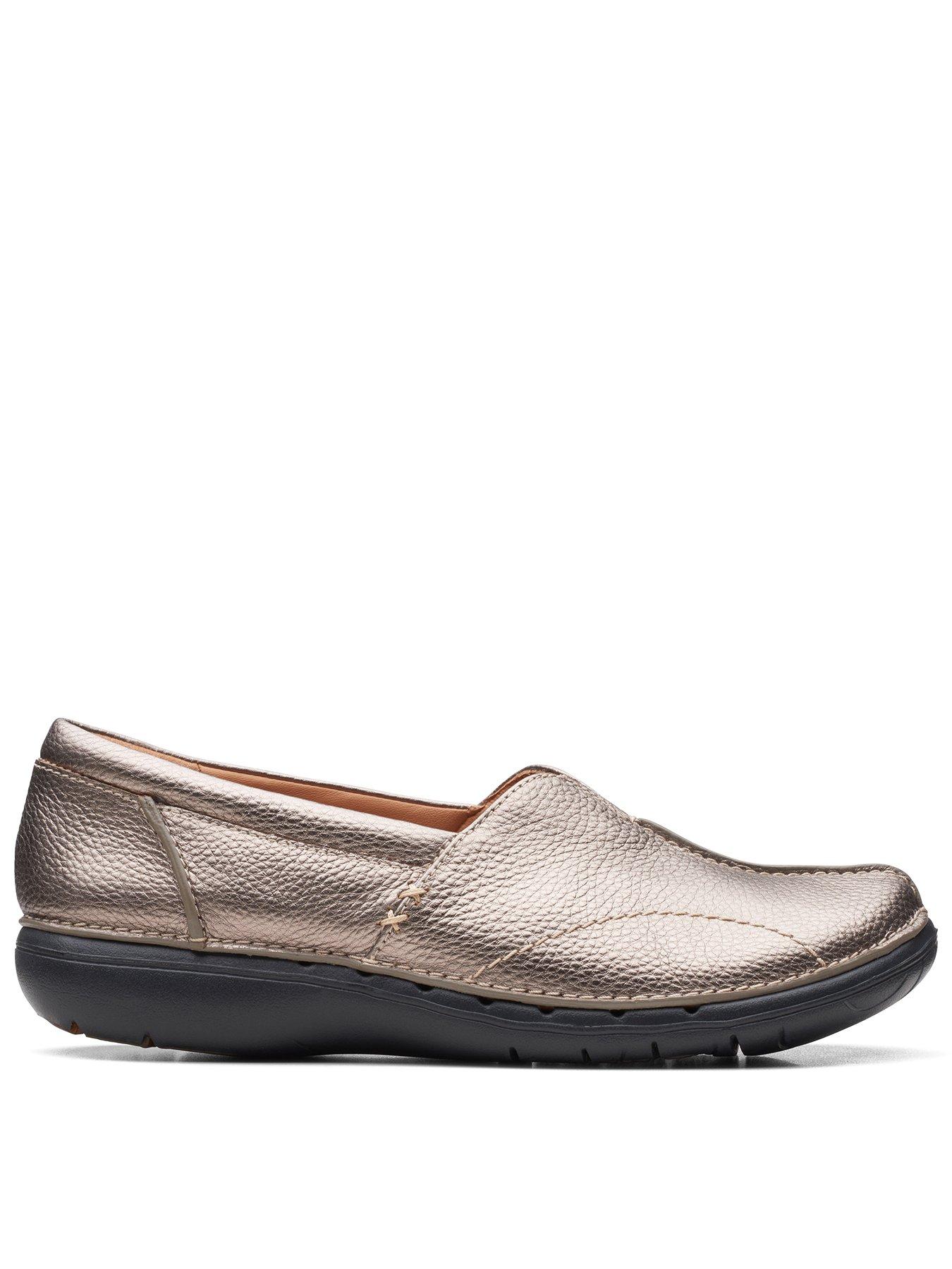 Clarks un loop wide fit online