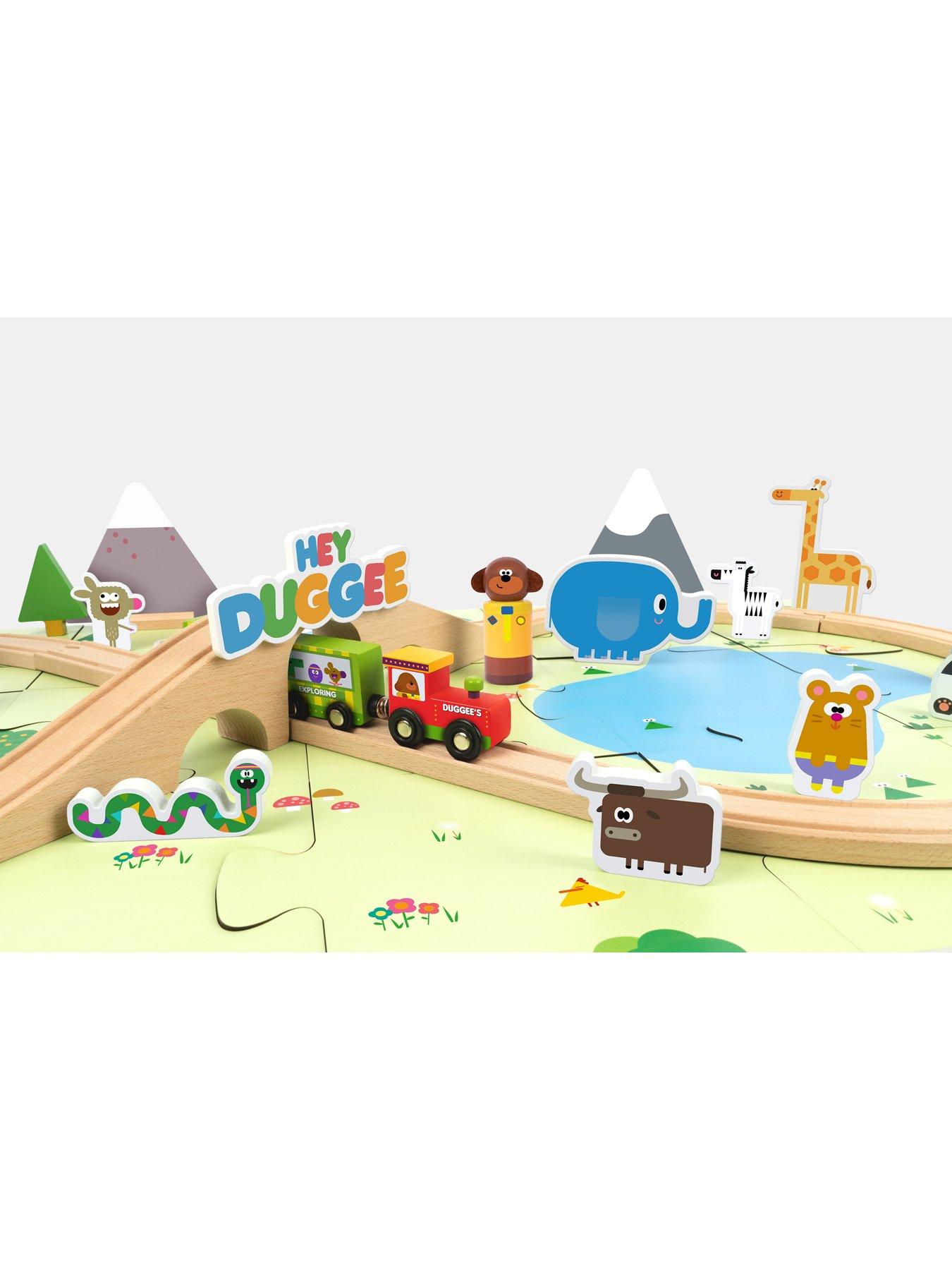 hey-duggee-train-set-with-3d-figuresdetail