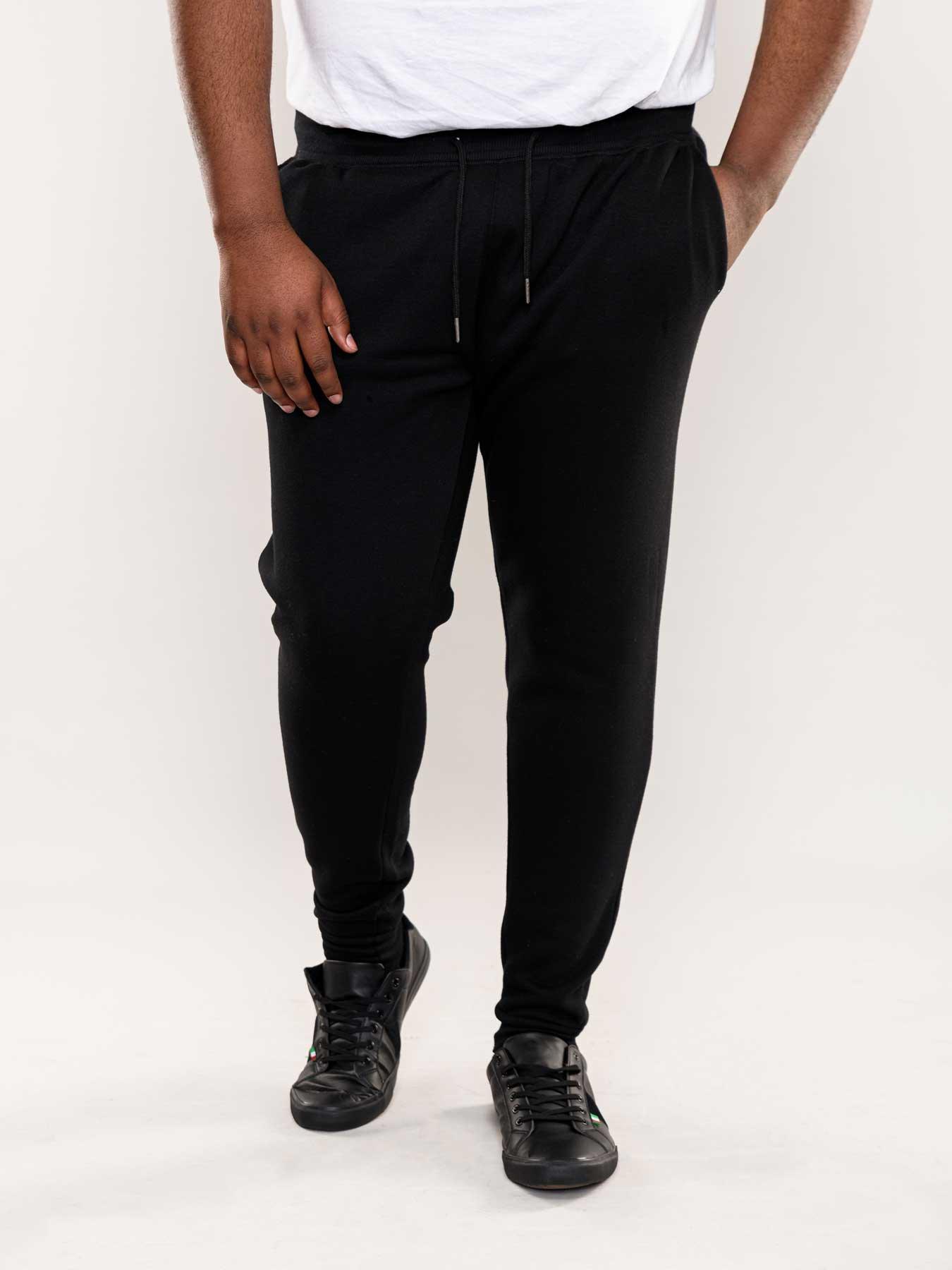 d555-cuffed-jogger-with-side-and-back-pockets-black