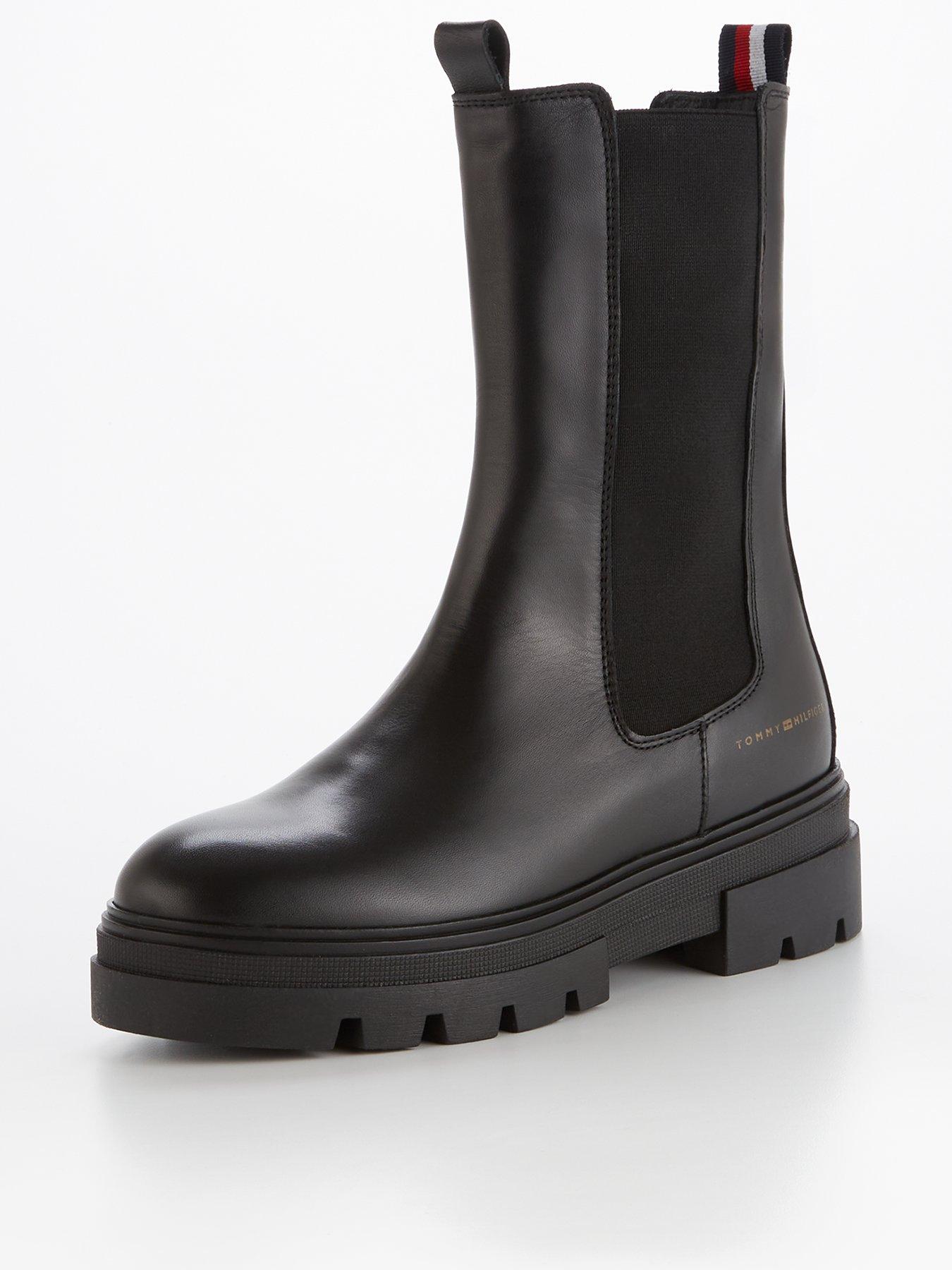 tommy-hilfiger-monochromatic-leathernbspchelsea-boot-blackstillFront