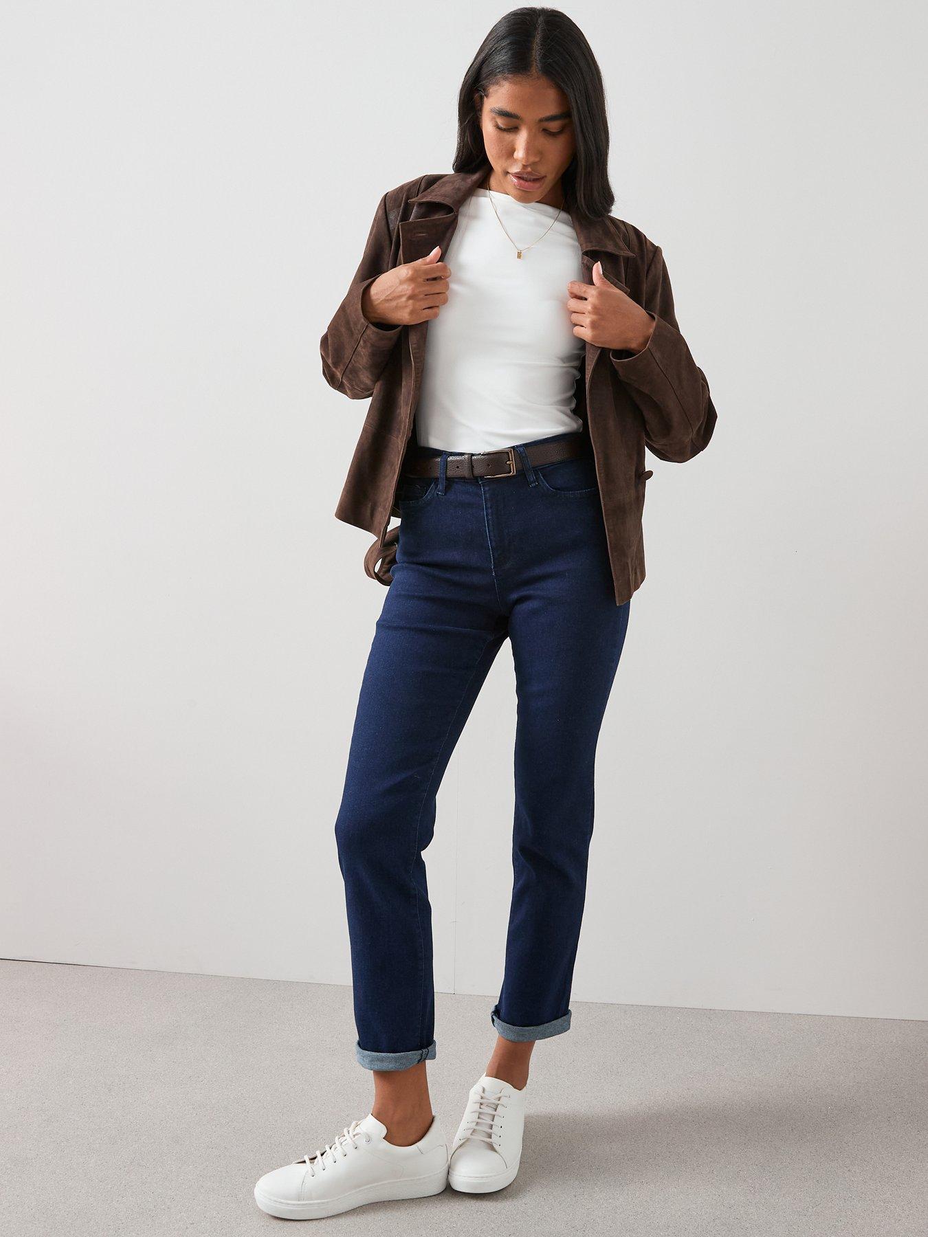 Image 6 of 7 of The Very Collection Straight Leg Jean With Stretch - Dark Wash