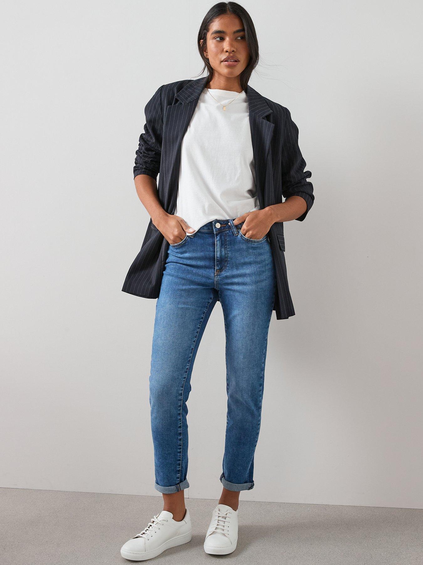 Image 3 of 7 of The Very Collection Relaxed Skinny Jean - Mid Wash