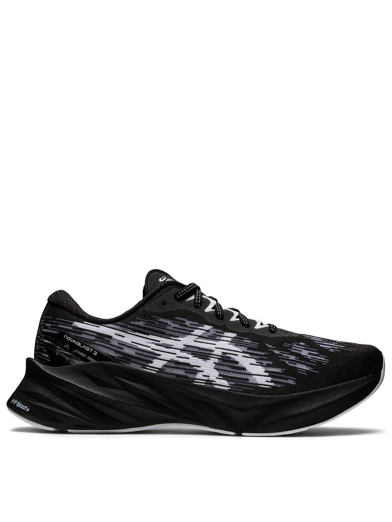 Asics black shop running trainers