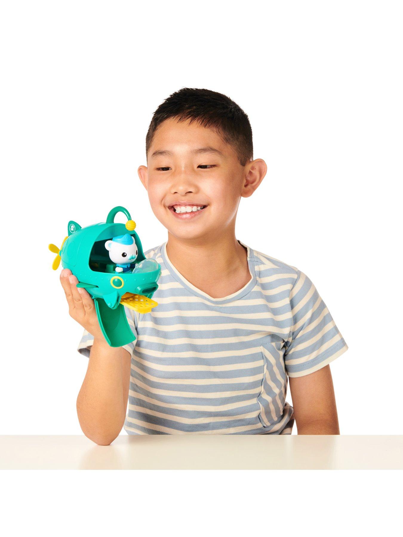 octonauts-series-1-figure-amp-vehicle-ndash-gup-a-amp-captain-barnaclesback